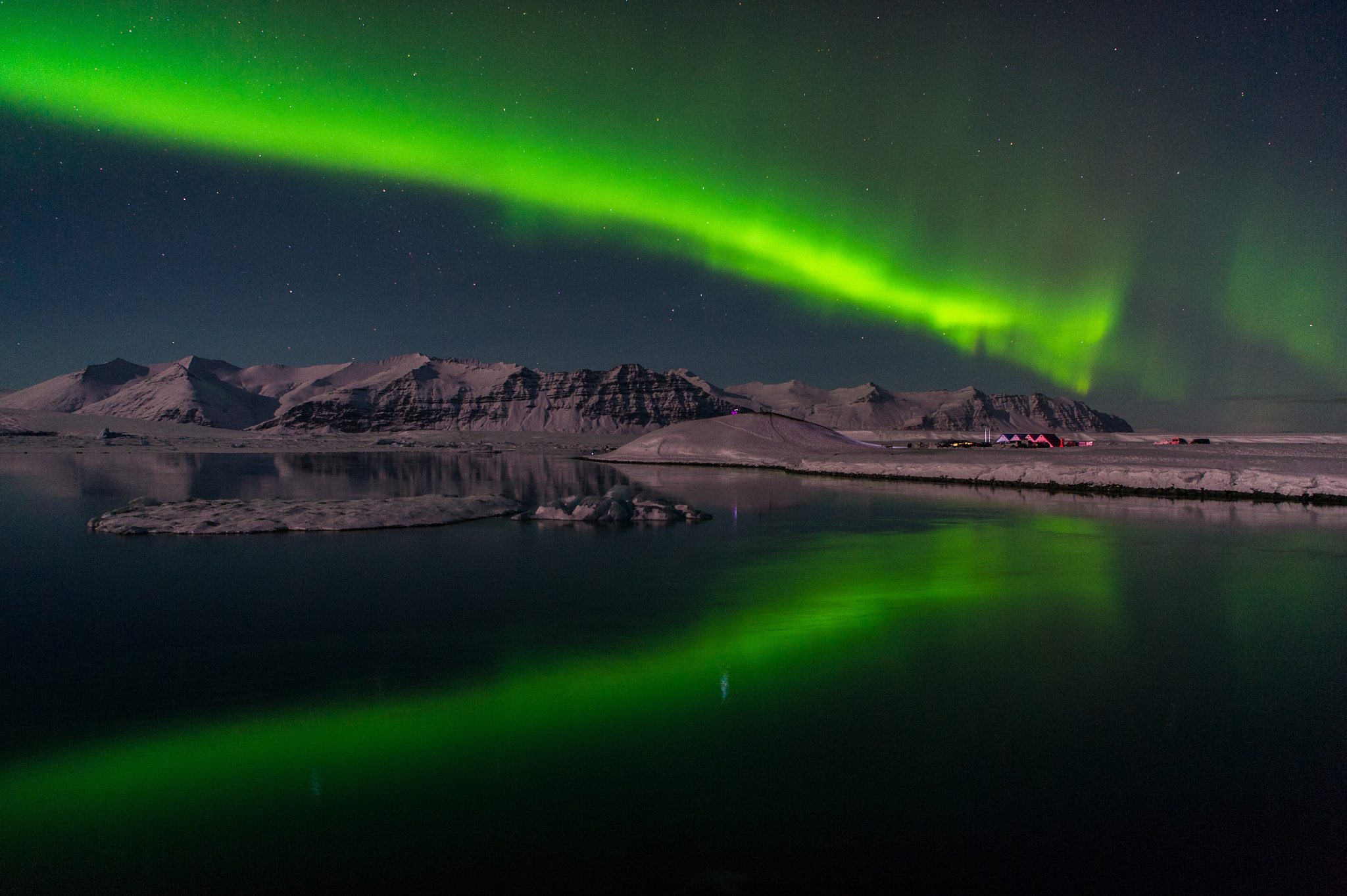 Nikon AF-S Nikkor 24-70mm F2.8E ED VR sample photo. Aurora borealis photography