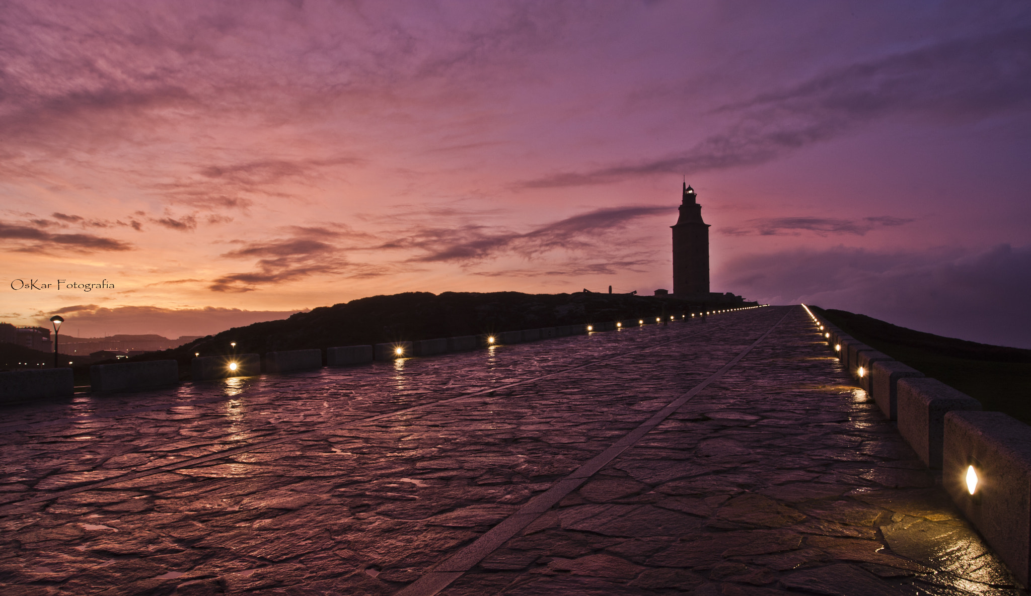 Canon EOS-1D Mark III sample photo. Torre de hercules photography