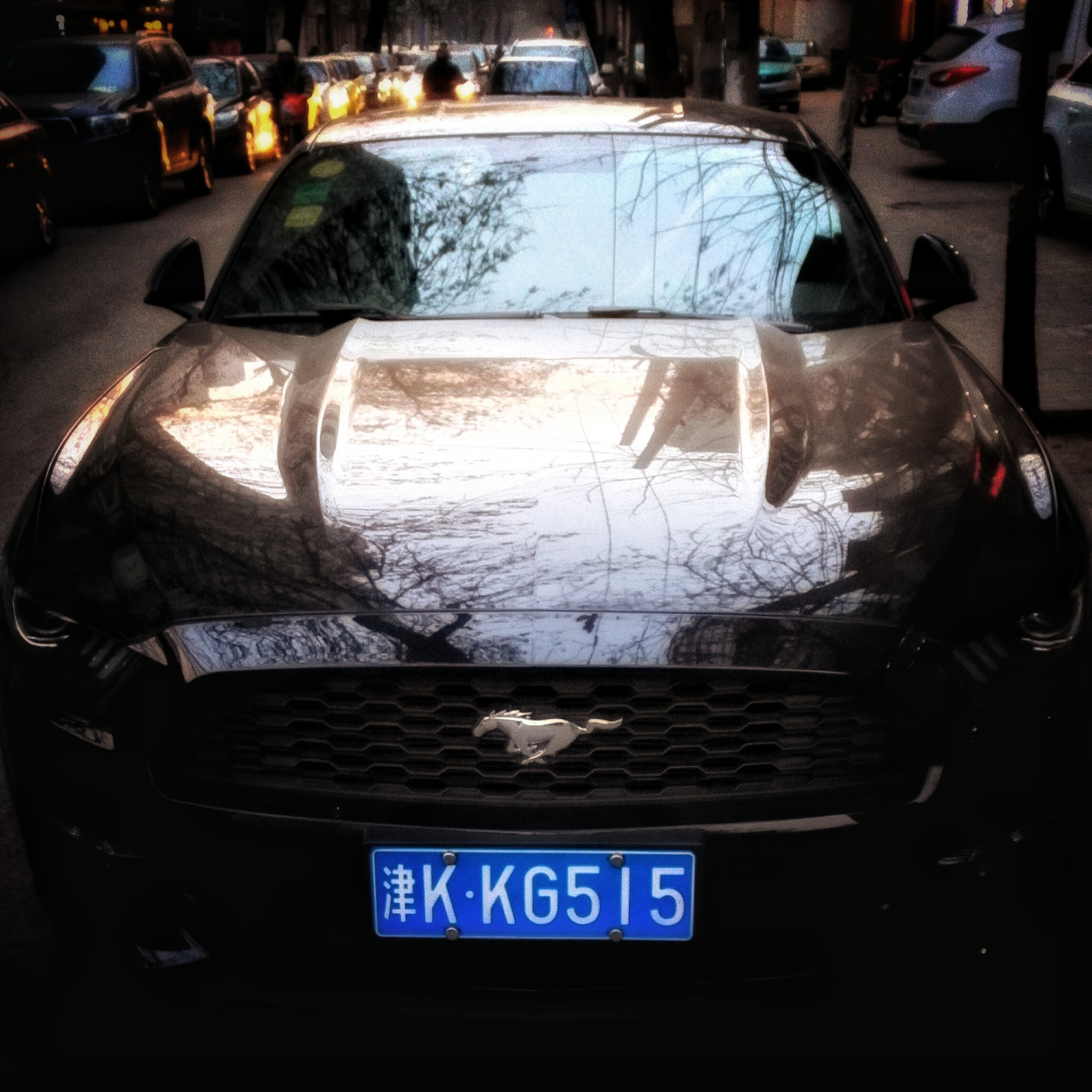 HUAWEI PE-TL00M sample photo. 路边性感的车 photography