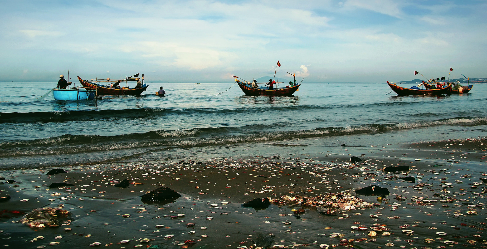 Canon EOS 550D (EOS Rebel T2i / EOS Kiss X4) sample photo. Calm sea photography