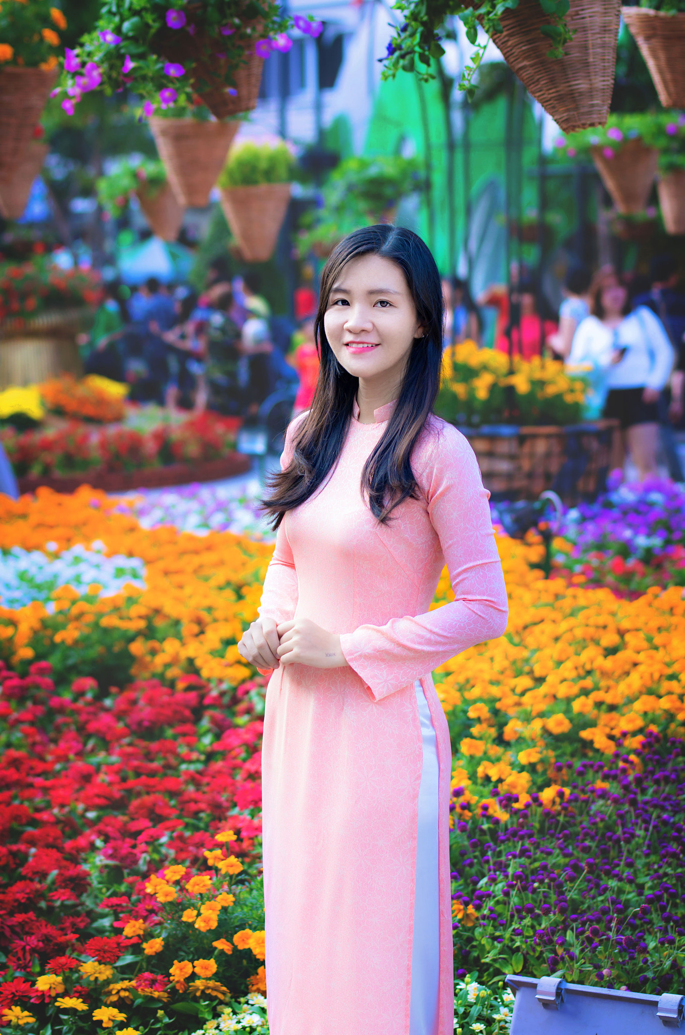 Pentax smc DA* 55mm F1.4 SDM sample photo. Beauty in garden photography