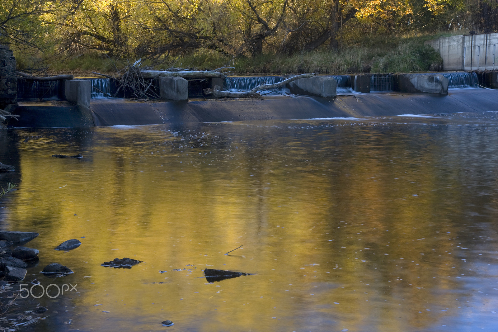 Canon EF-S 17-55mm F2.8 IS USM sample photo. River diversion dam photography