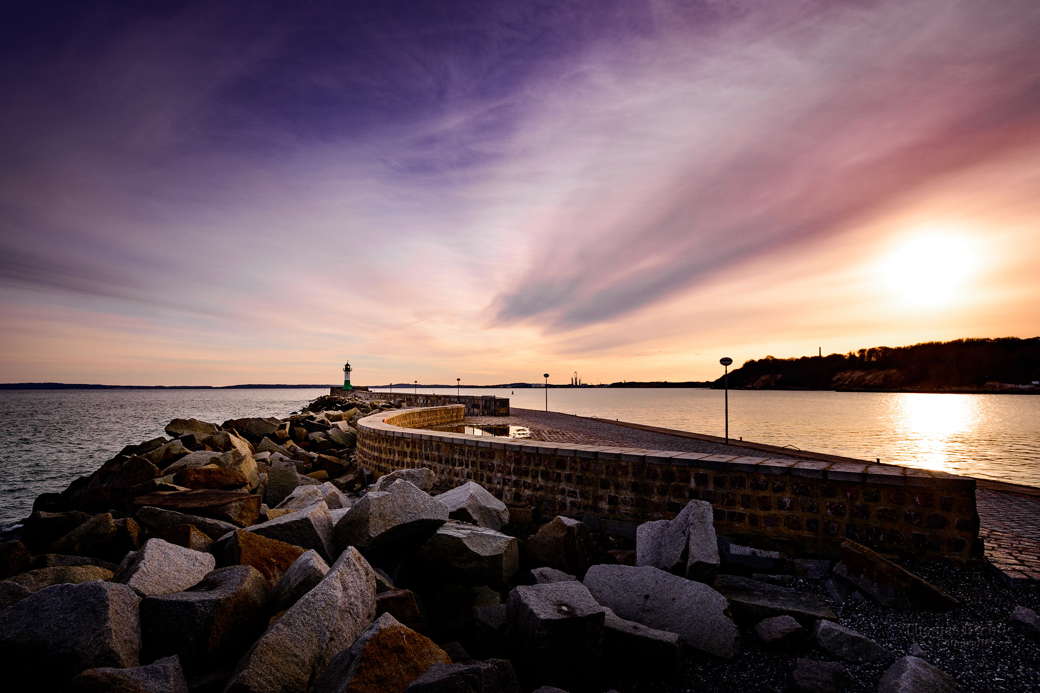 Nikon D800 + Sigma 10-20mm F3.5 EX DC HSM sample photo. Light house - sassnitz/rügen photography