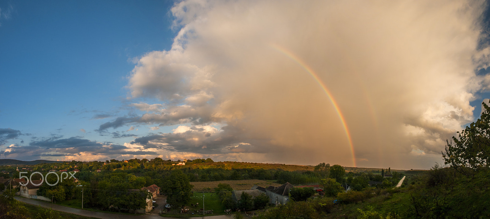 Nikon D80 + Sigma 18-200mm F3.5-6.3 DC sample photo. Rainbow photography