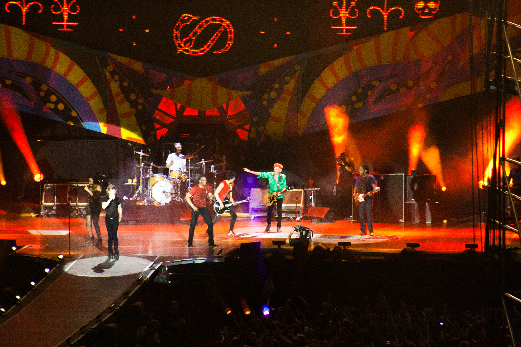 Canon EF 75-300mm f/4-5.6 USM sample photo. Good bye rolling stones photography