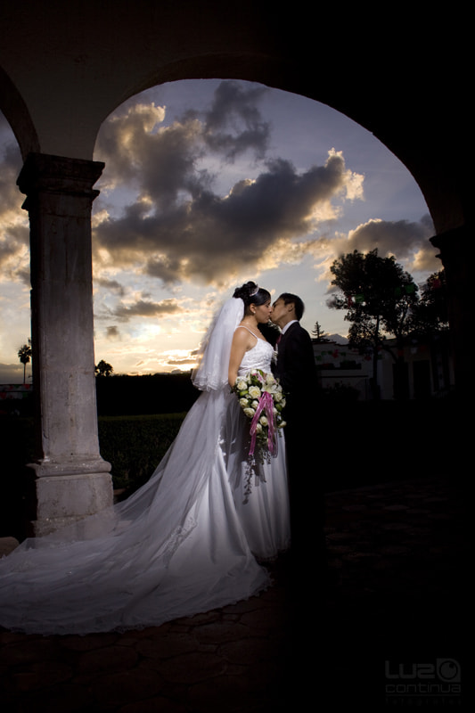 Canon EF-S 18-55mm F3.5-5.6 sample photo. Luz continua photography