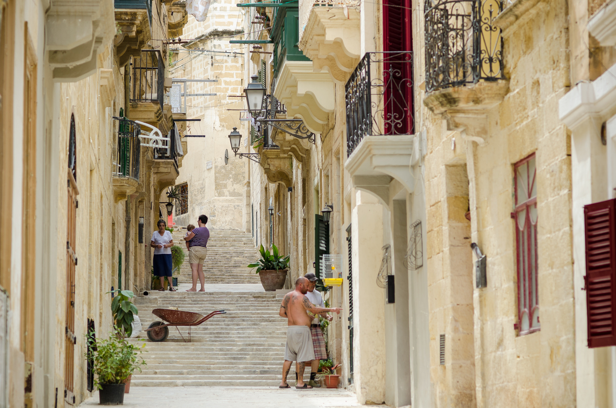 Nikon D7000 + AF Nikkor 85mm f/1.8 sample photo. Maltese street photography