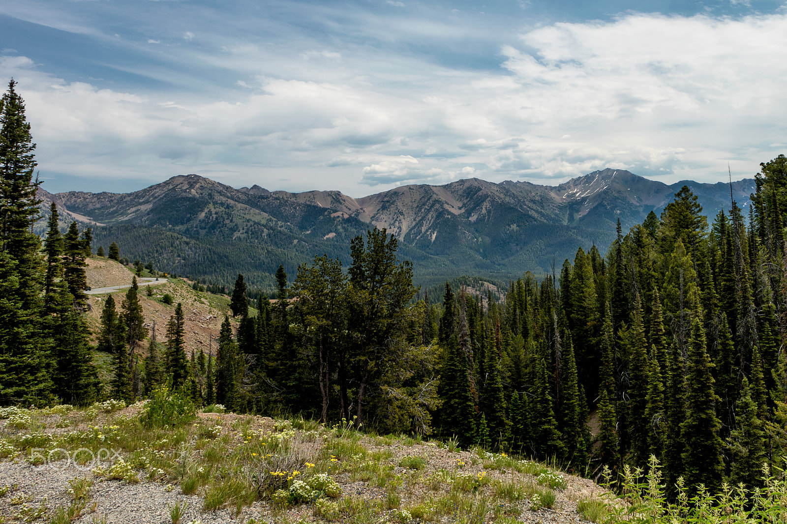 Canon EOS 5DS + Canon EF 20-35mm F3.5-4.5 USM sample photo. Driving through the sawtooth mountains photography