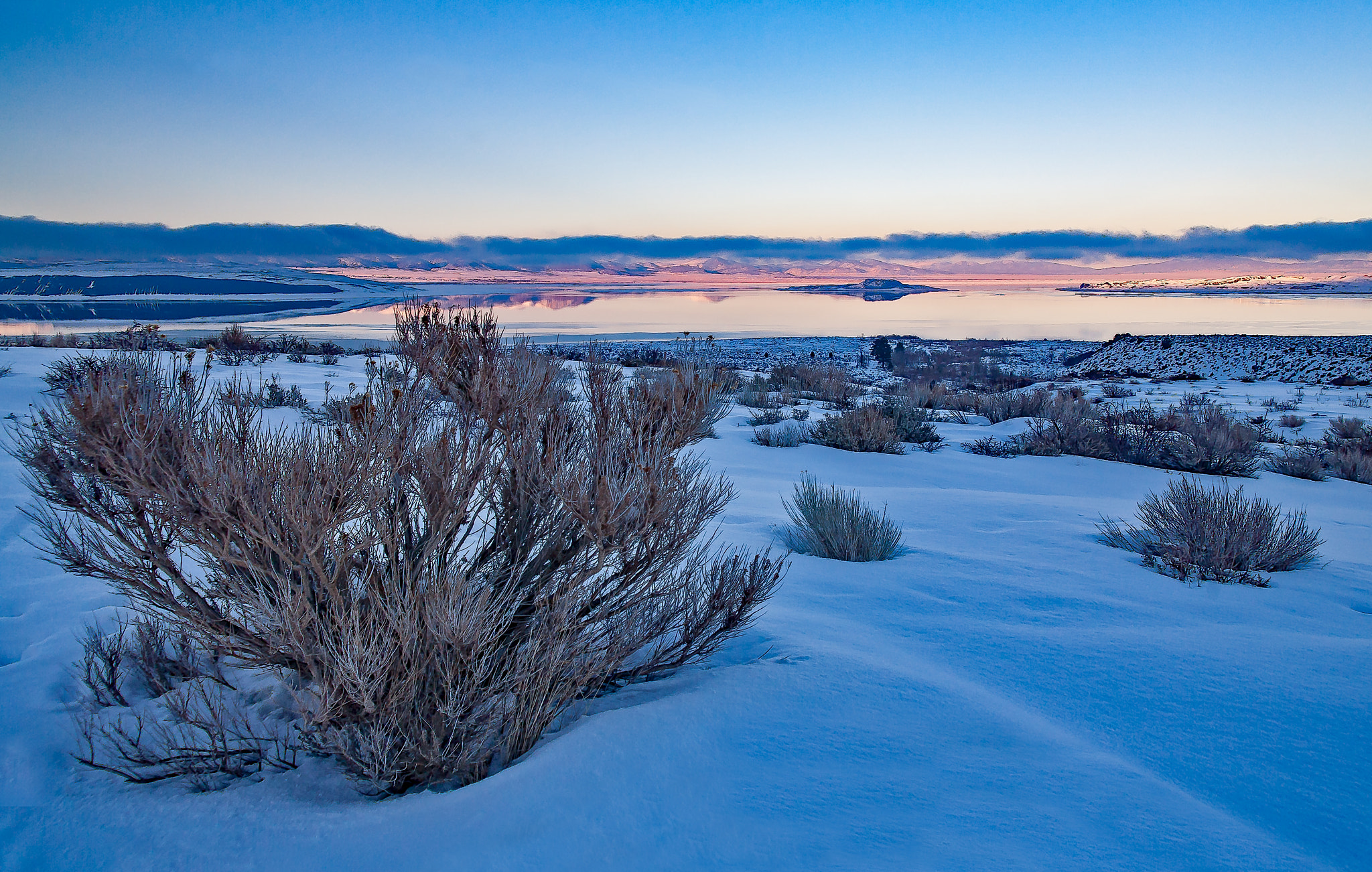 Canon EOS 5D + Tamron AF 28-300mm F3.5-6.3 XR Di LD Aspherical (IF) Macro sample photo. Winter sunset – mono lake photography