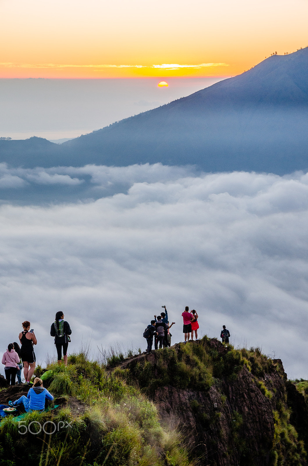 Sigma 17-70mm F2.8-4 DC Macro OS HSM | C sample photo. Sunrise from mt. batur photography