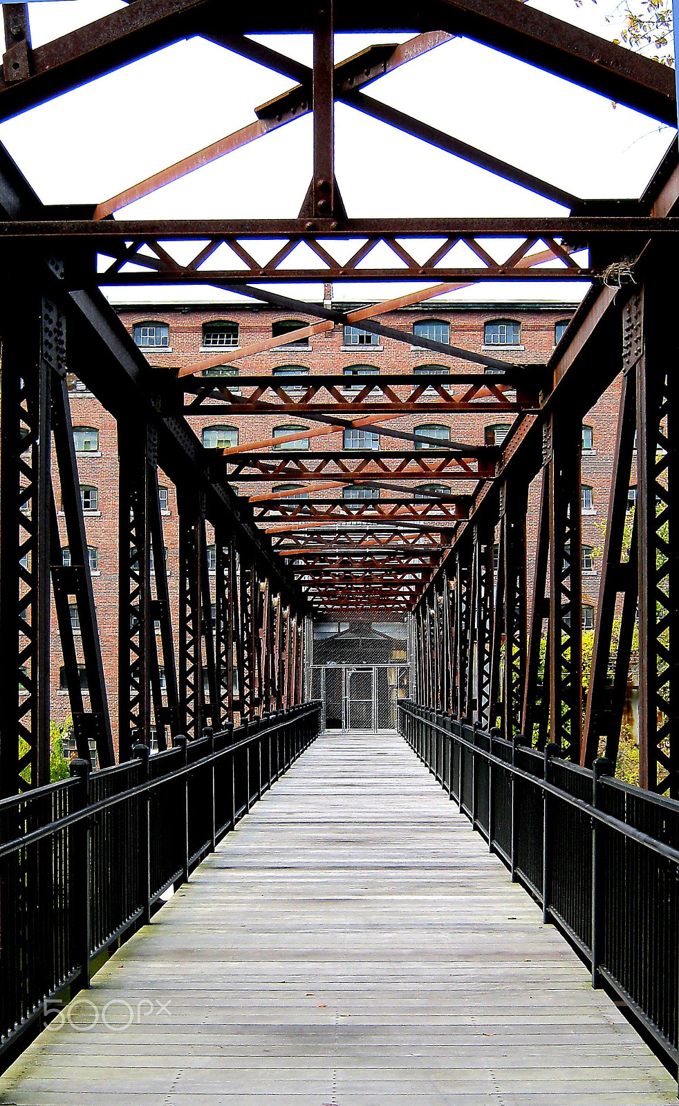 Canon PowerShot A490 sample photo. Old cotton mill photography