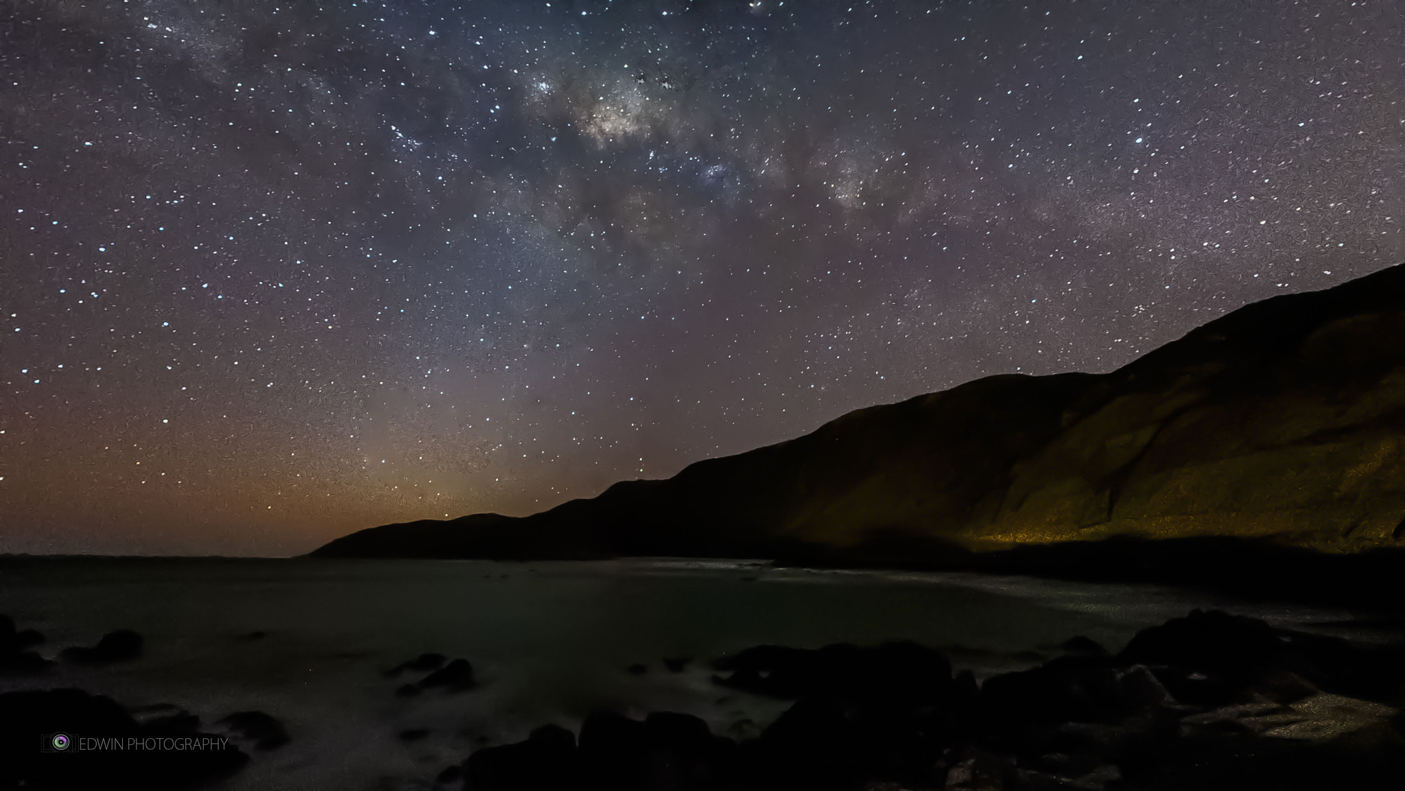 Sigma 10-20mm F4-5.6 EX DC HSM sample photo. Red rock wellington nz photography