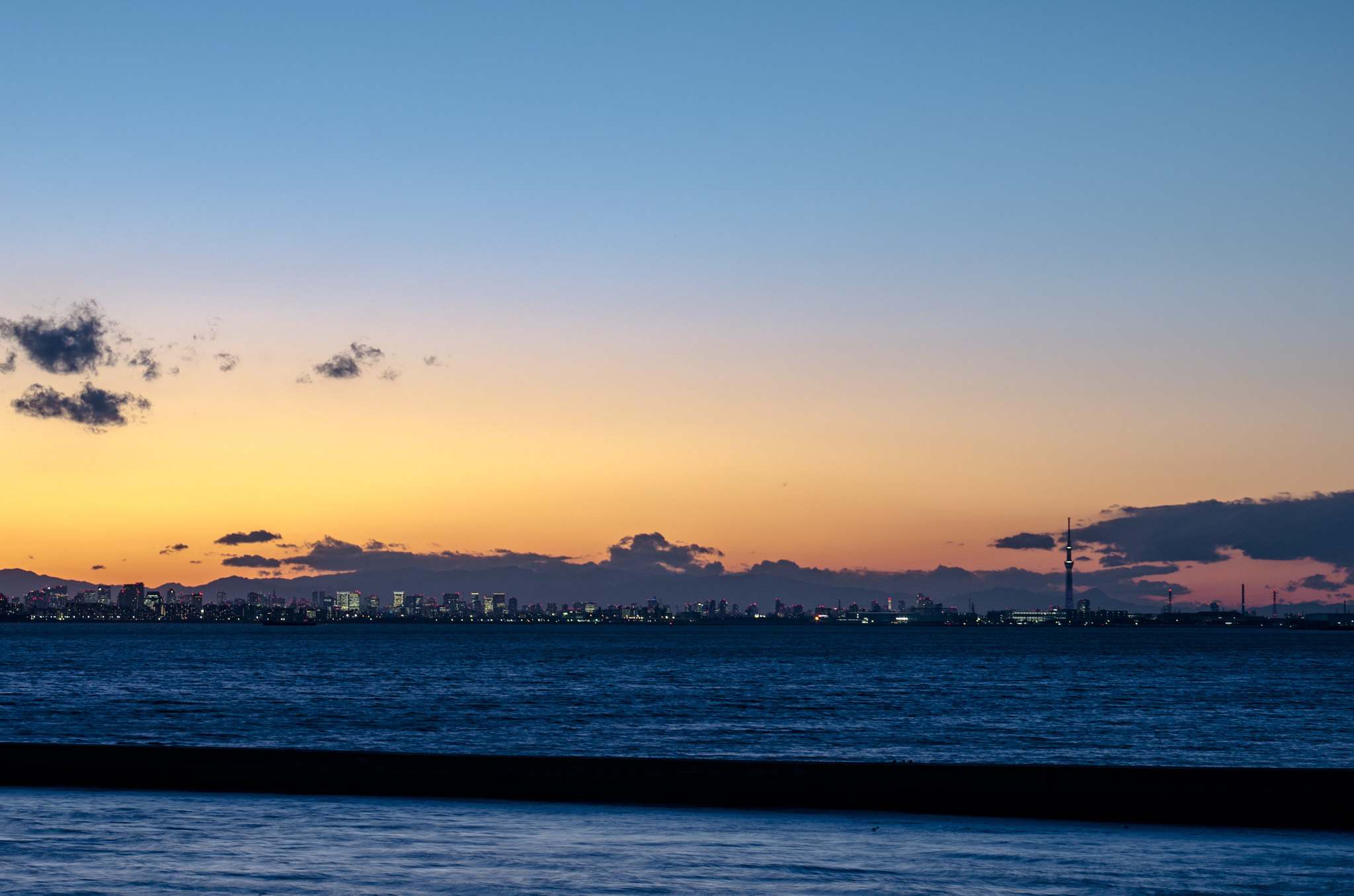 Pentax K-5 IIs sample photo. Evening wind photography