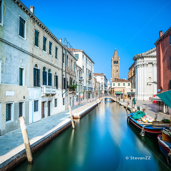 Nikon D800E + ZEISS Distagon T* 21mm F2.8 sample photo. Venice cityscape, water canal and church. italy photography
