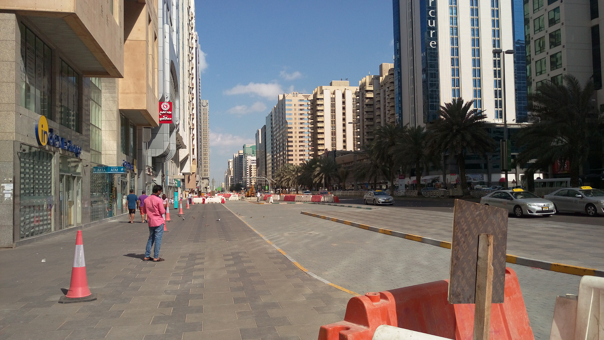 HTC ONE M9PLUS sample photo. Hamdan street photography