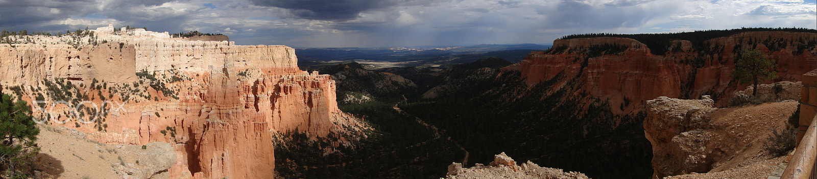 Sony DSC-WX5 sample photo. L'orage menace sur bryce canyon photography