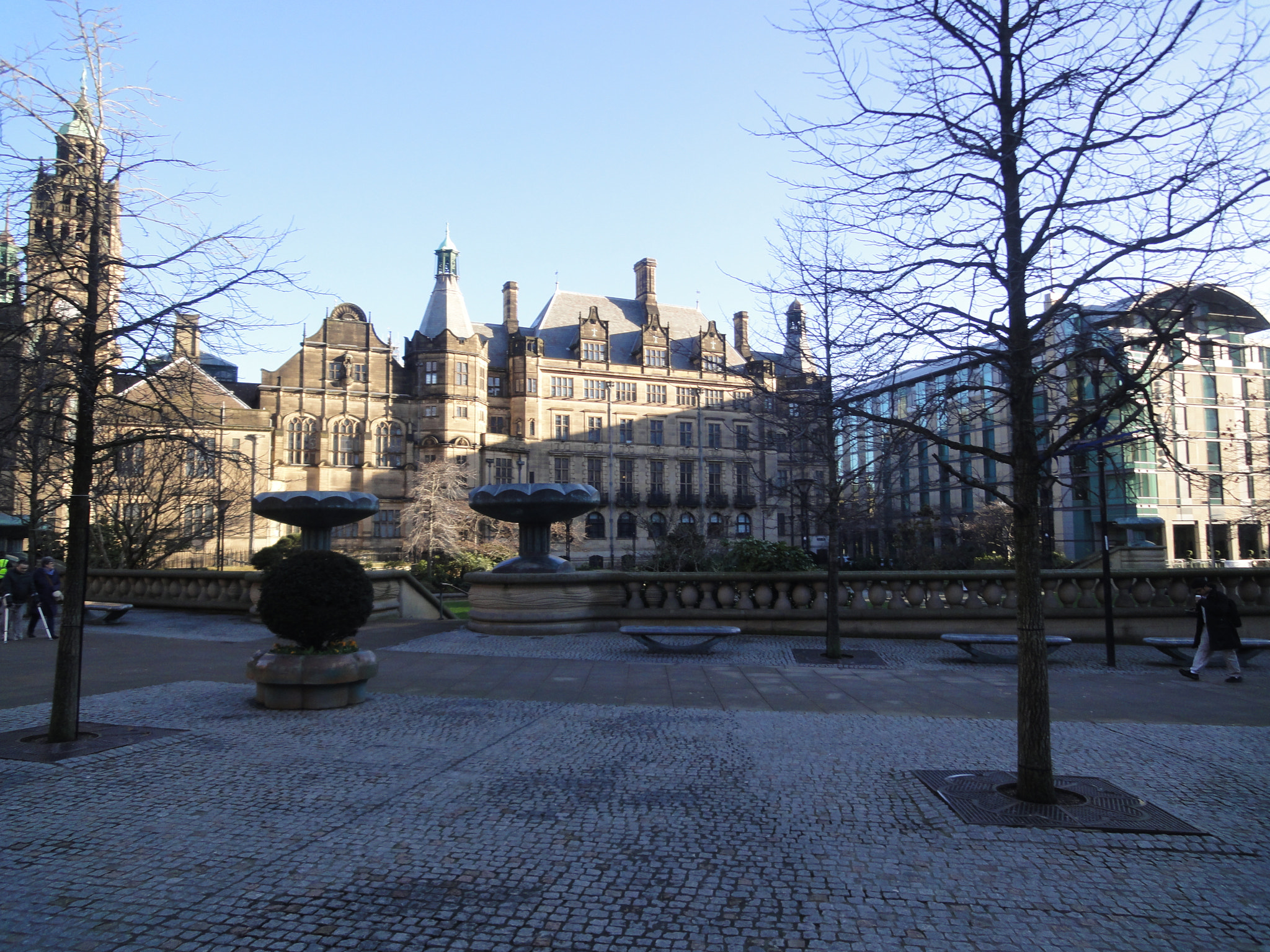 Sony DSC-WX5 sample photo. Sheffield peace gardens/town hall photography