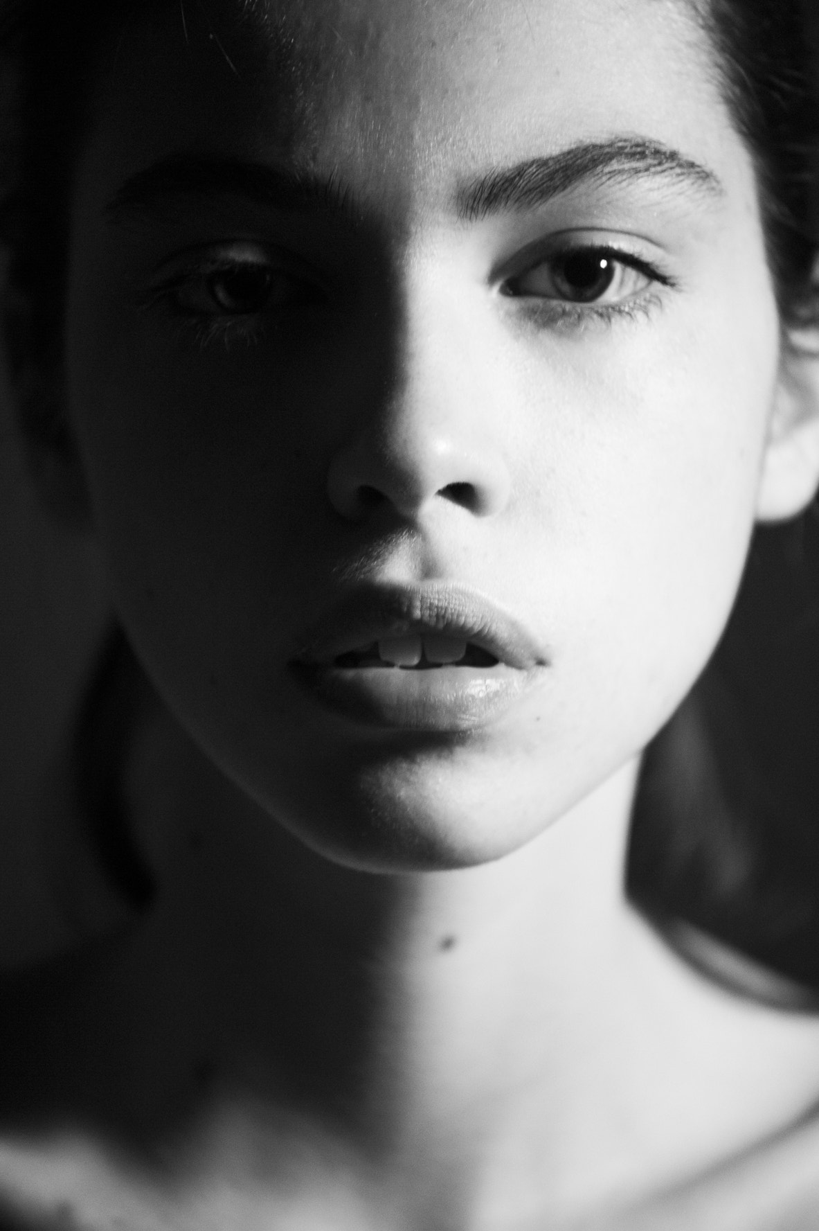 Nikon AF-S Nikkor 70-200mm F4G ED VR sample photo. Portraits&amp;model test (girl) photography