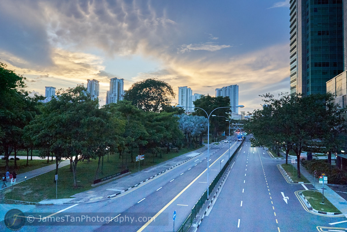 Sony a7S II + Sony FE 28mm F2 sample photo. The evening photography