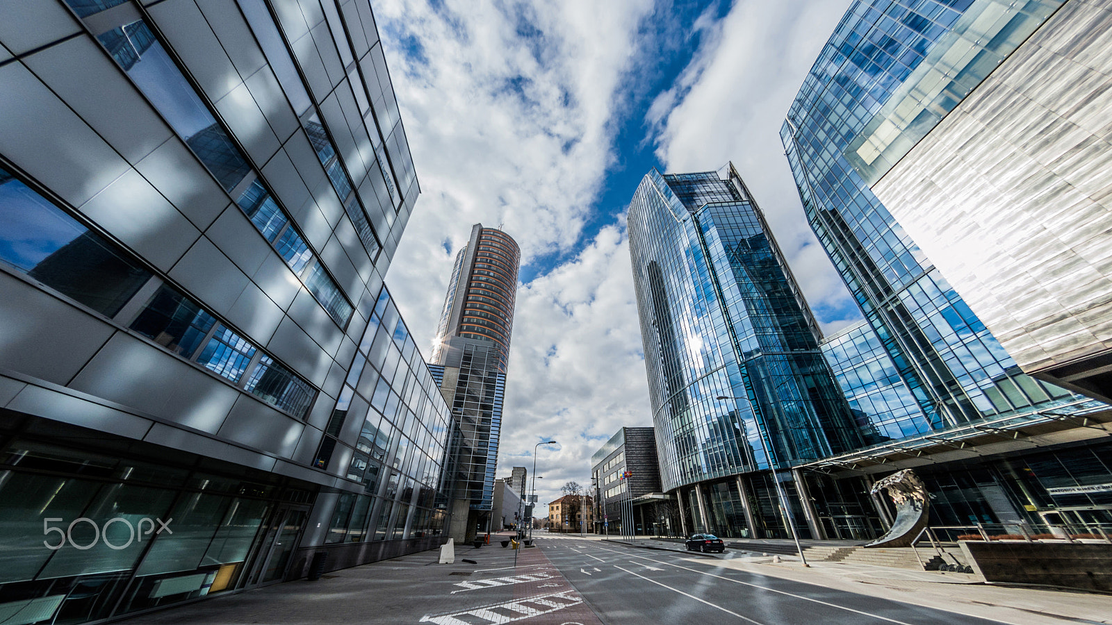 Samyang 8mm F3.5 Aspherical IF MC Fisheye sample photo. Vilnius skyscrapers photography