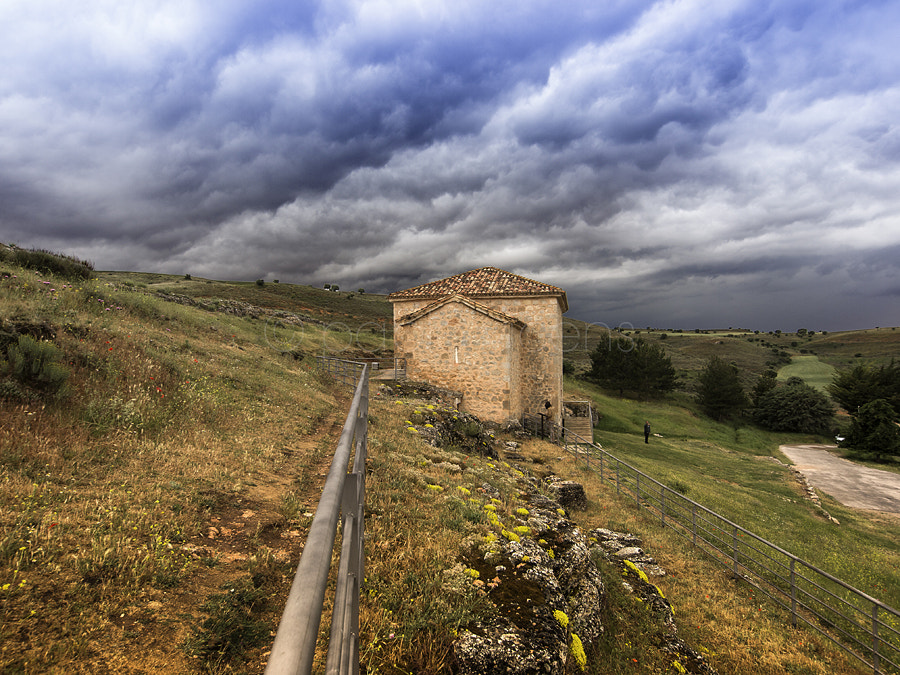 Olympus E-5 + OLYMPUS  7-14mm Lens sample photo. San baudelio de berlanga photography