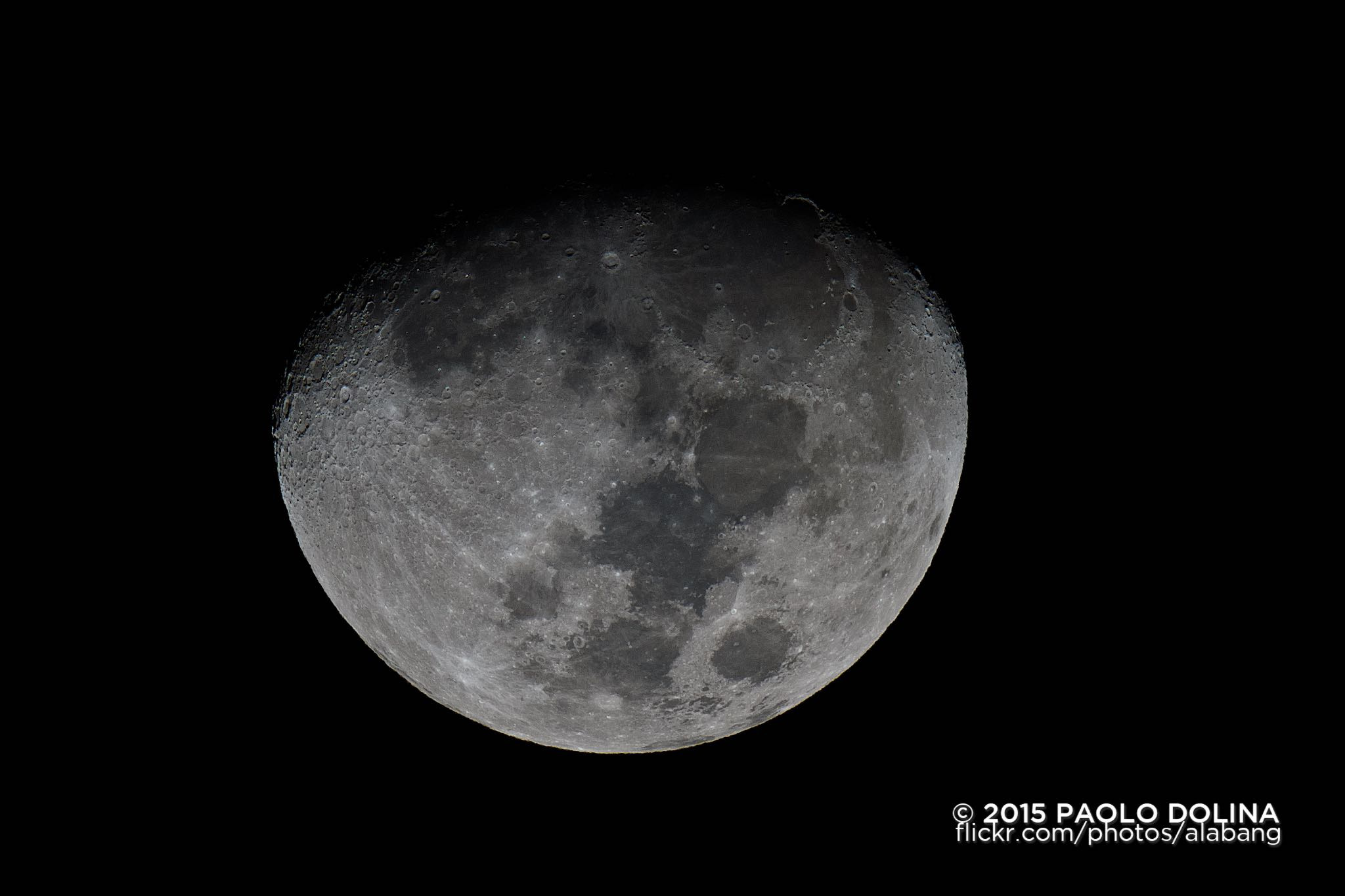 Sony a7R II + Canon EF 800mm F5.6L IS USM sample photo. Sony moon photography