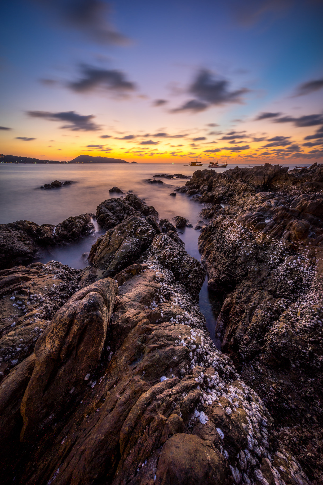 Sony E 10-18mm F4 OSS sample photo. Patong beach, phuket, thailand photography