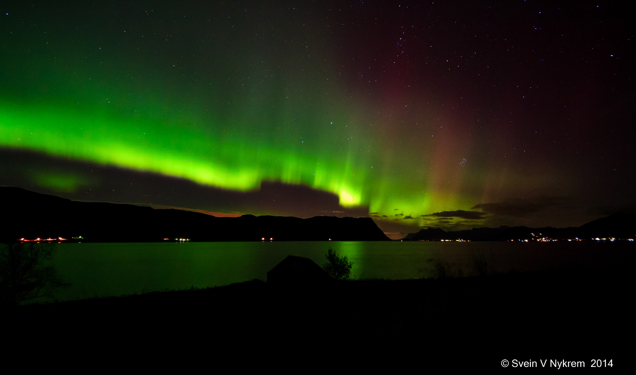 Sigma 8-16mm F4.5-5.6 DC HSM sample photo. The aurora borealis photography