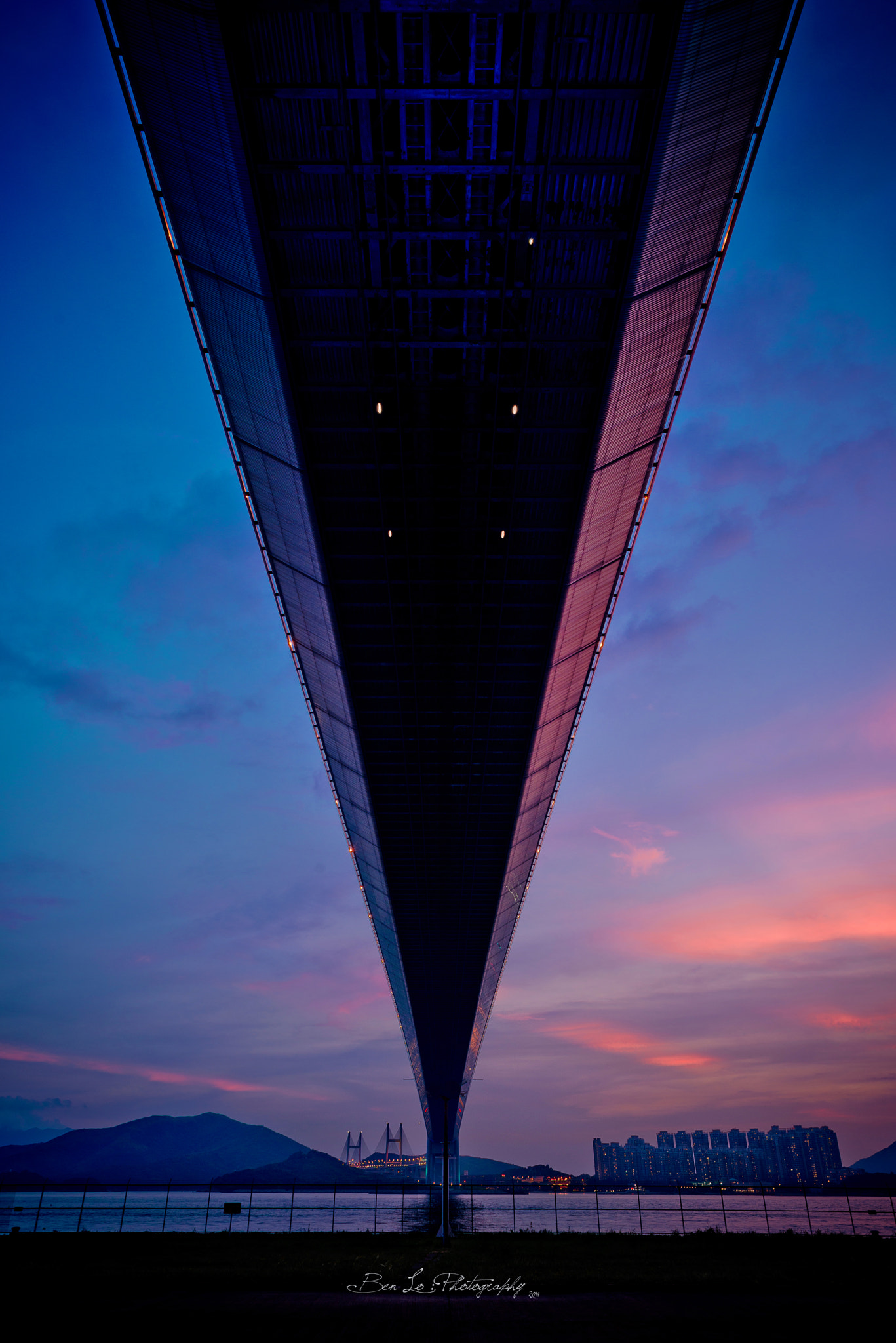 Nikon D800 + Nikon AF Nikkor 24mm F2.8D sample photo. Hong kong tsing ma bridge photography