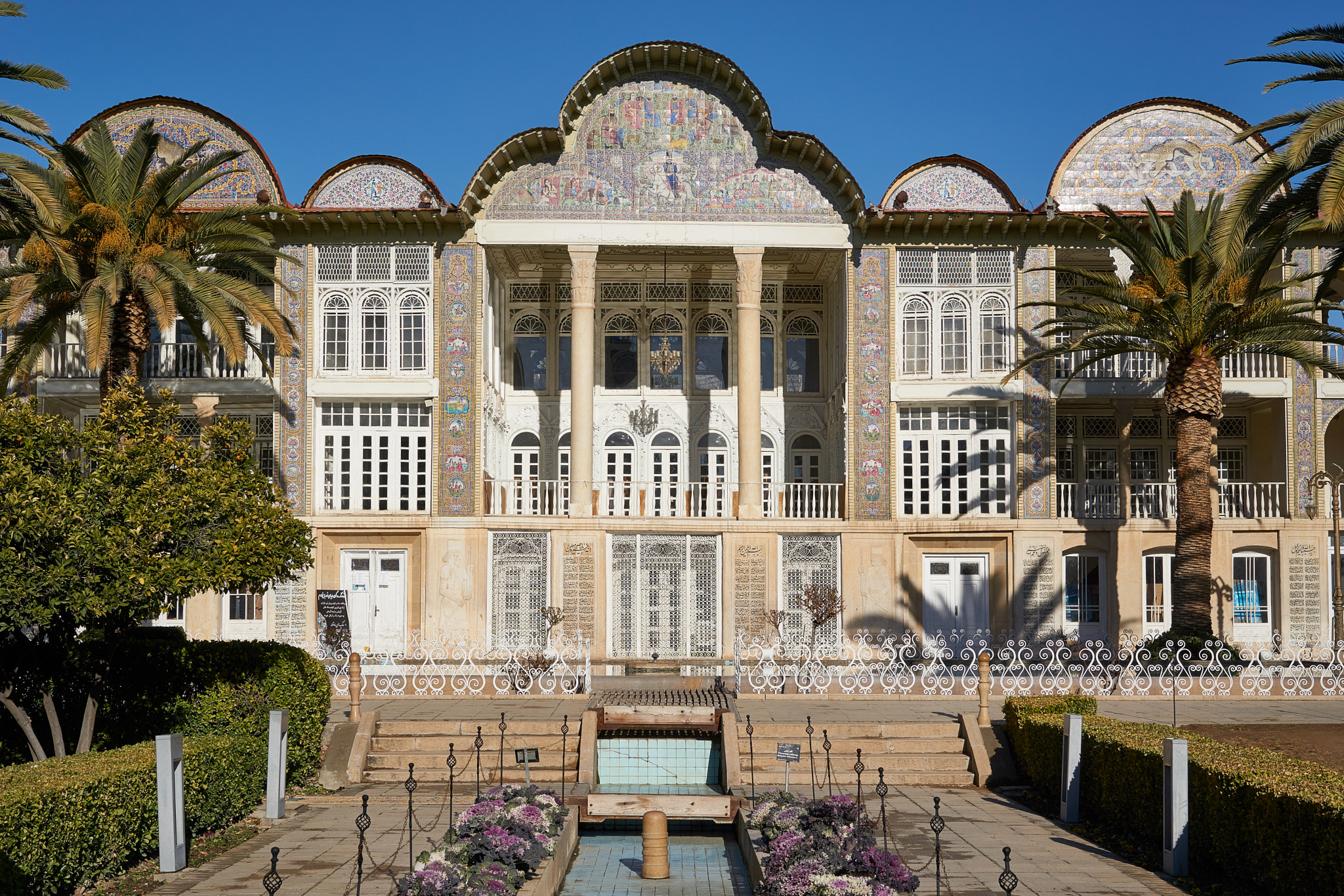 Sony a6000 + Sony Sonnar T* FE 35mm F2.8 ZA sample photo. Eram garden, shiraz, iran photography