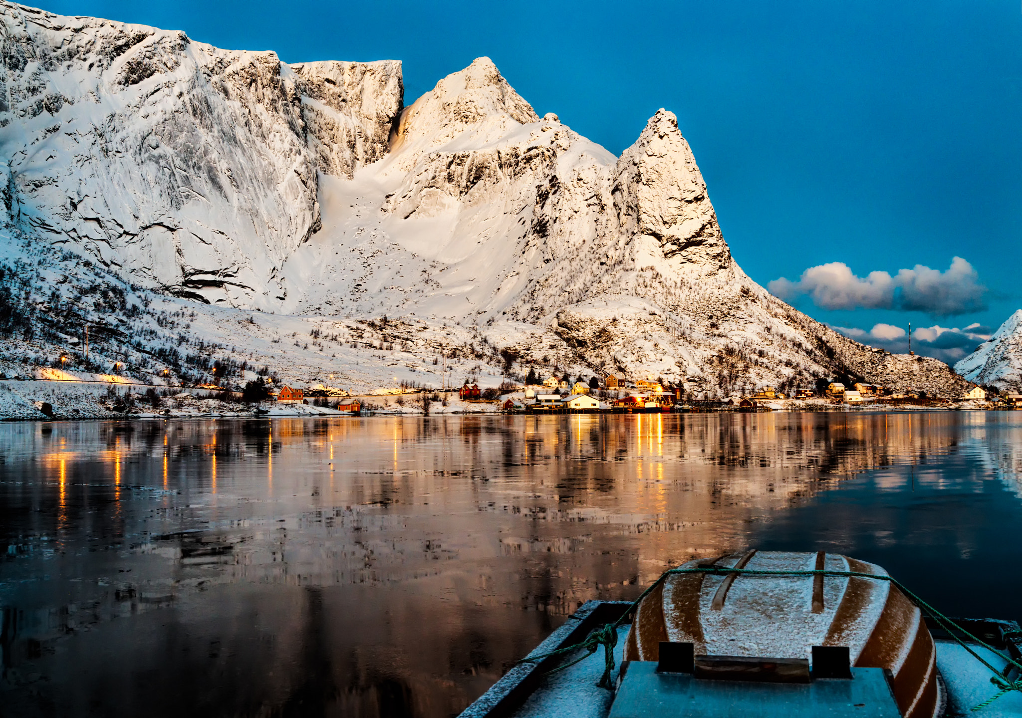 Sony FE PZ 28-135mm F4 G OSS sample photo. Norway photography