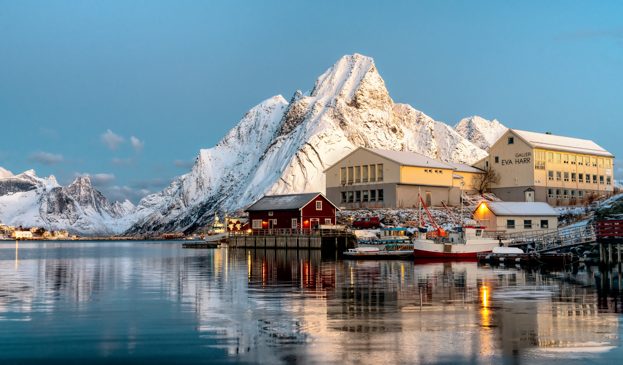 Sony FE PZ 28-135mm F4 G OSS sample photo. Norway photography
