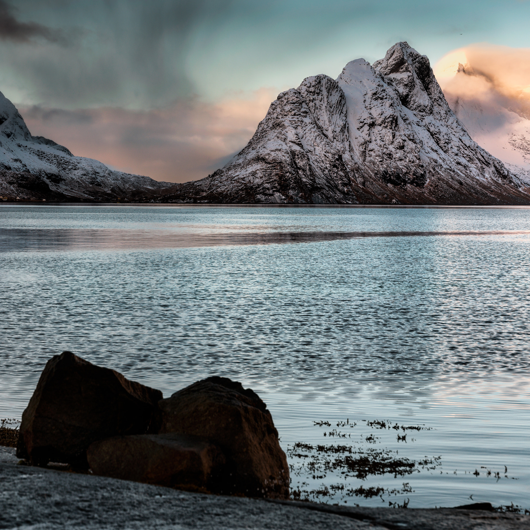 Sony a7R II + Sony FE PZ 28-135mm F4 G OSS sample photo. Norway photography