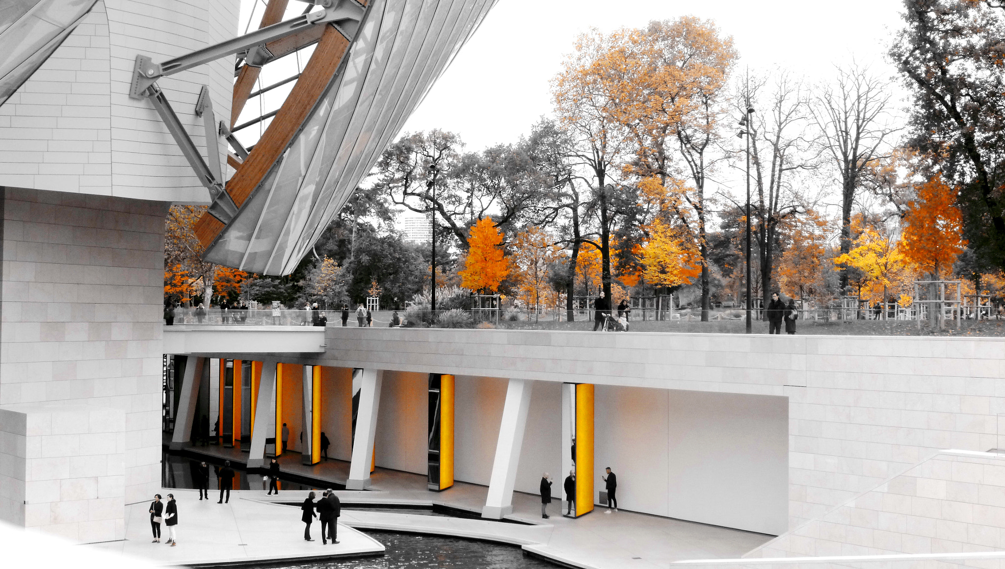 Panasonic DMC-SZ3 sample photo. Louis vuitton foundation photography