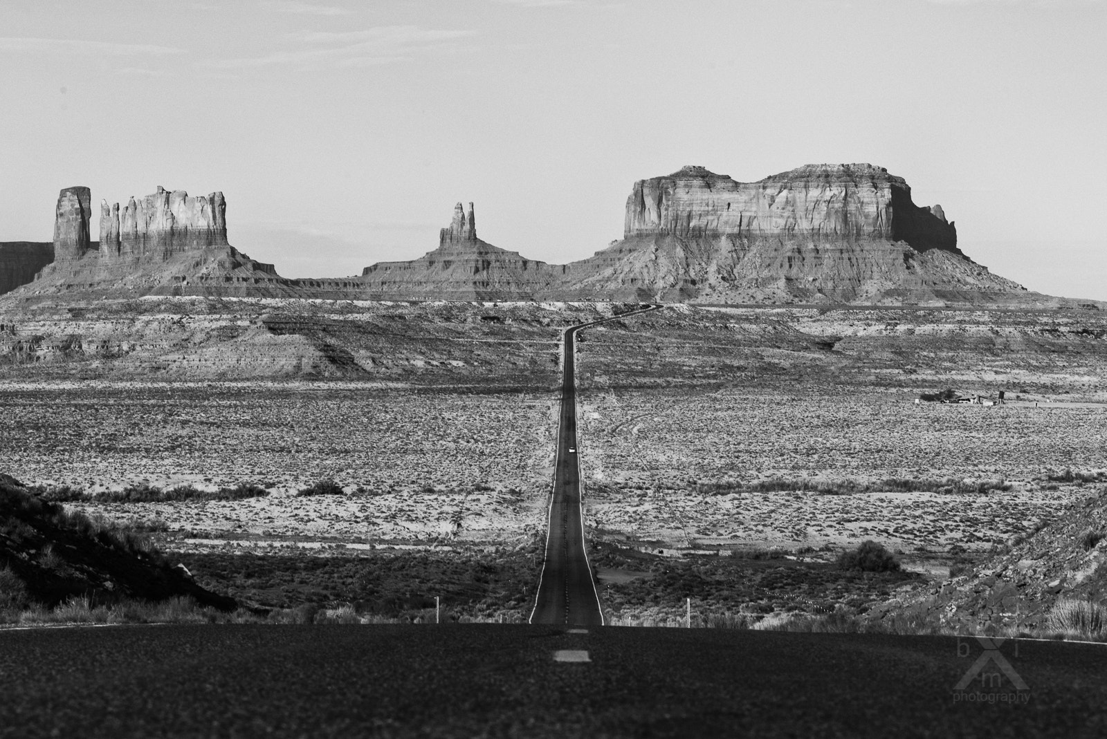 Sony 135mm F2.8 [T4.5] STF sample photo. Classic monument valley photography