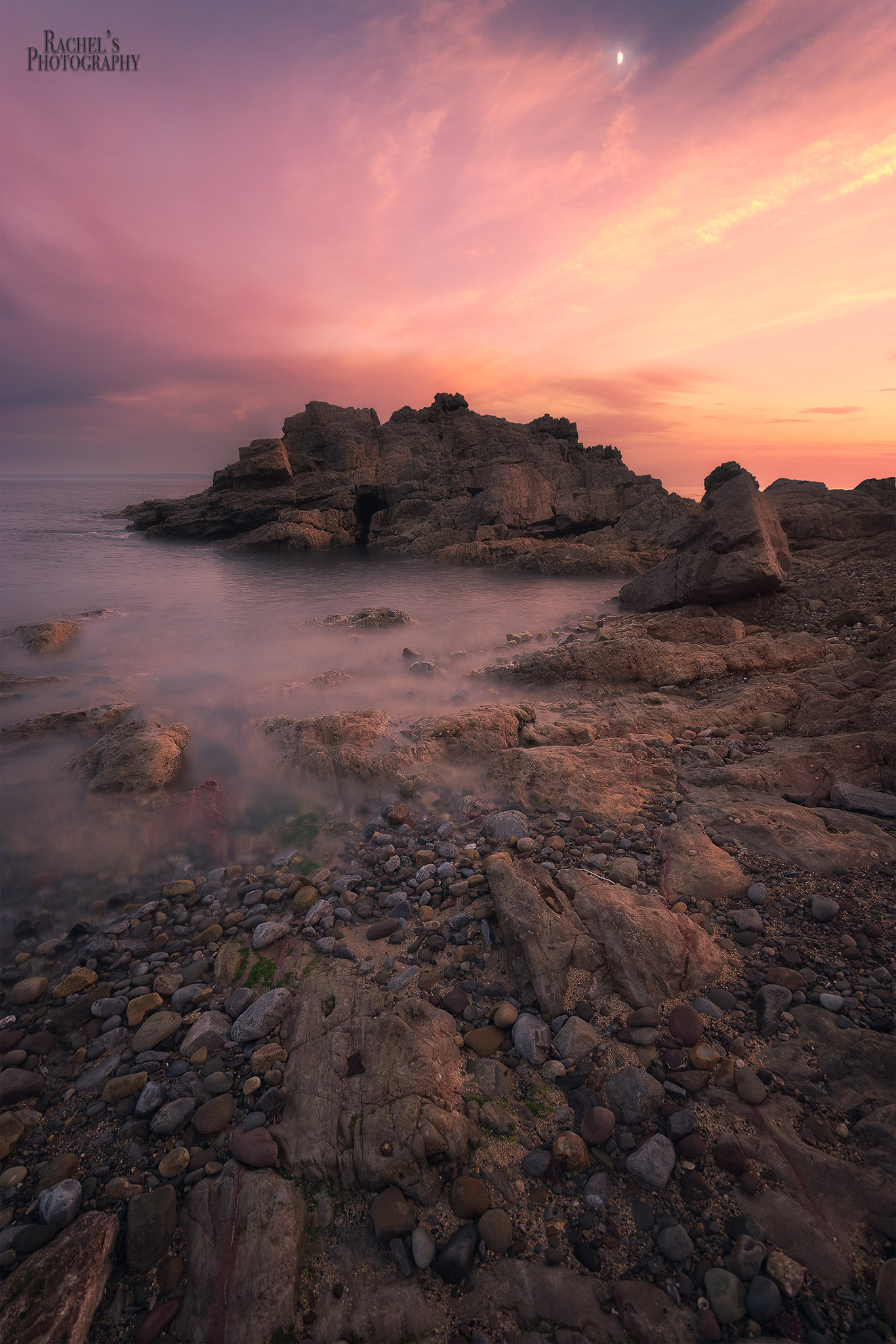 Sigma 10-20mm F4-5.6 EX DC HSM sample photo. Little cave photography