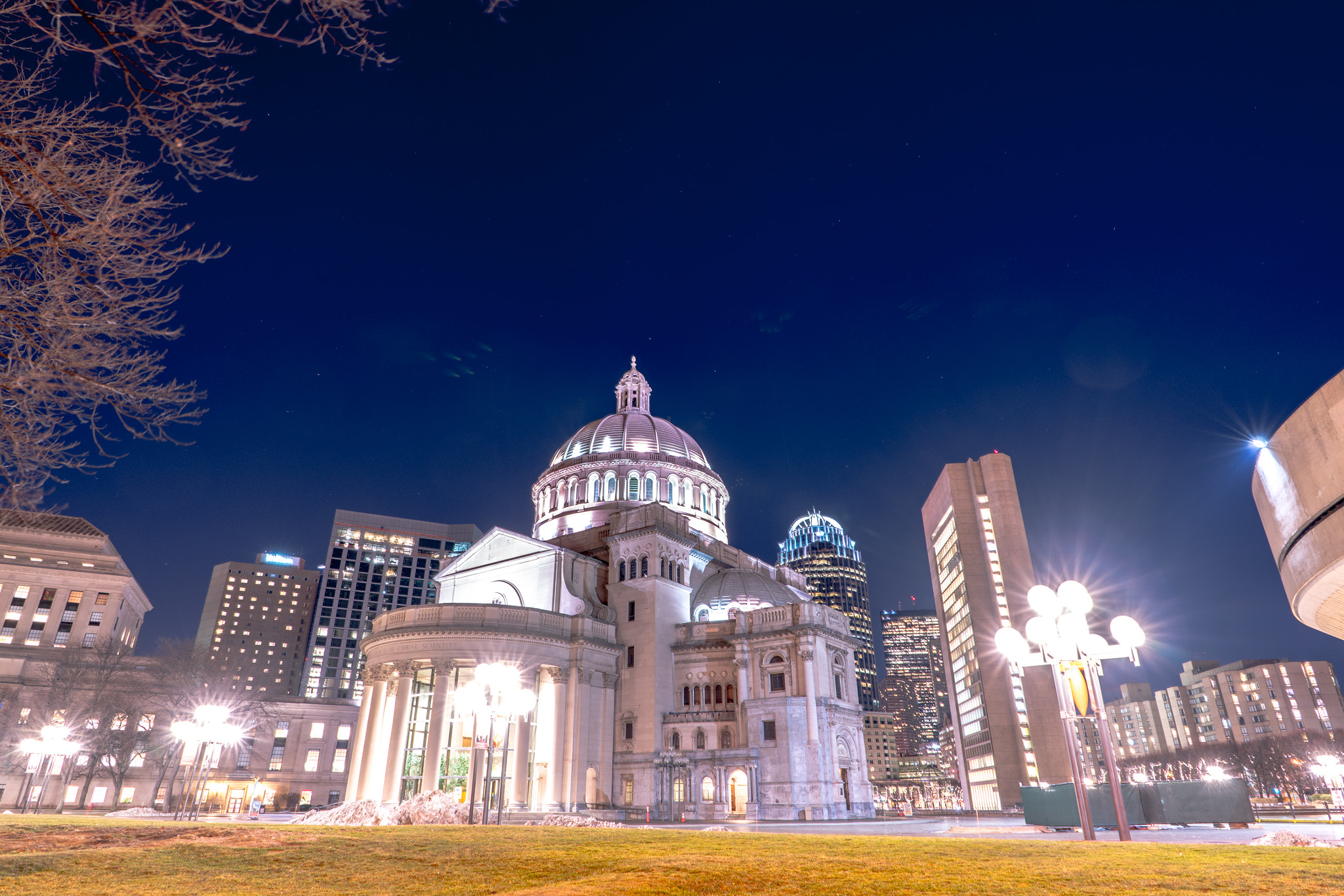 Sony FE 28mm F2 sample photo. The mother church, boston photography