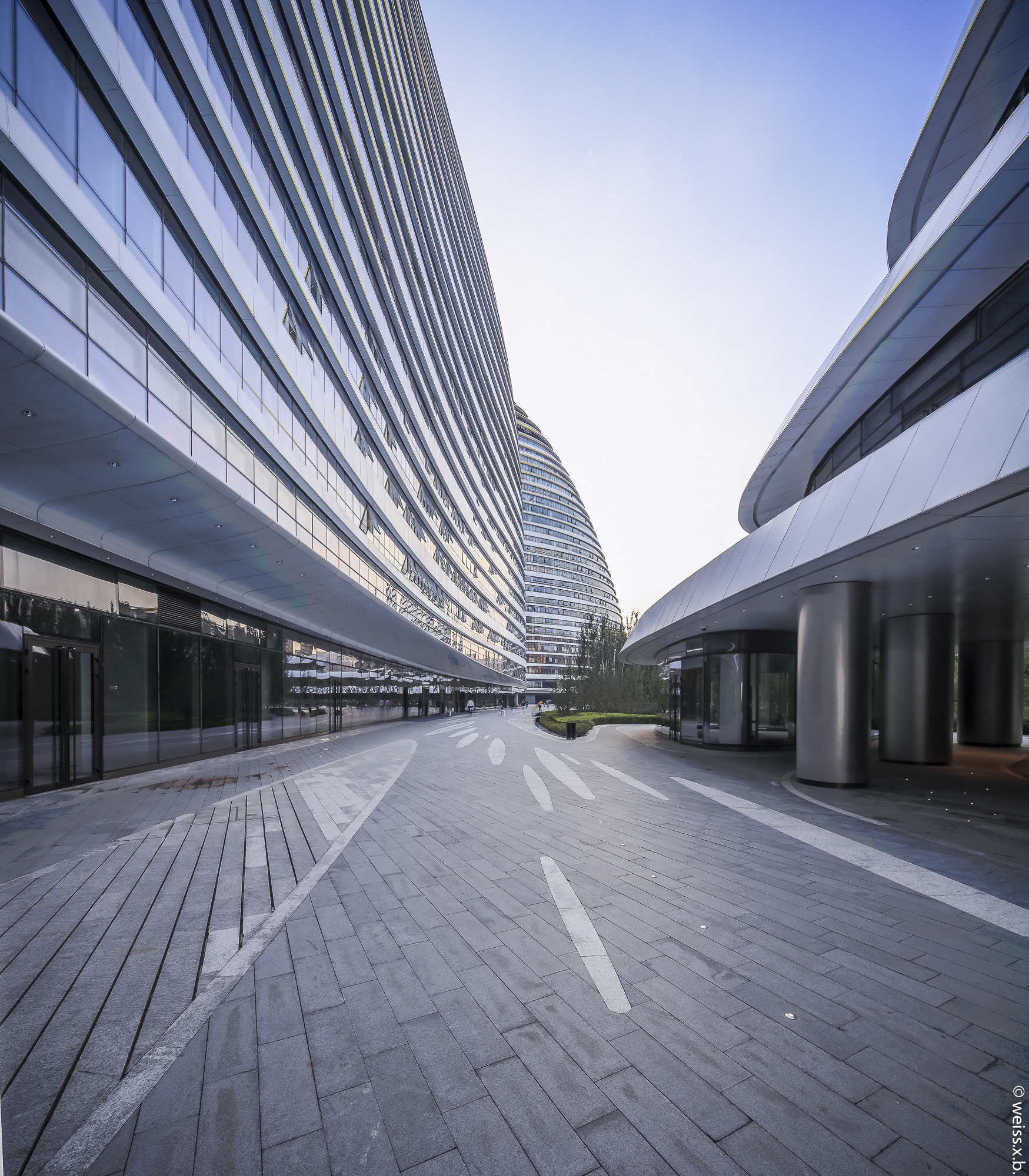 Canon TS-E 17mm F4L Tilt-Shift sample photo. Wangjing soho,beijing photography