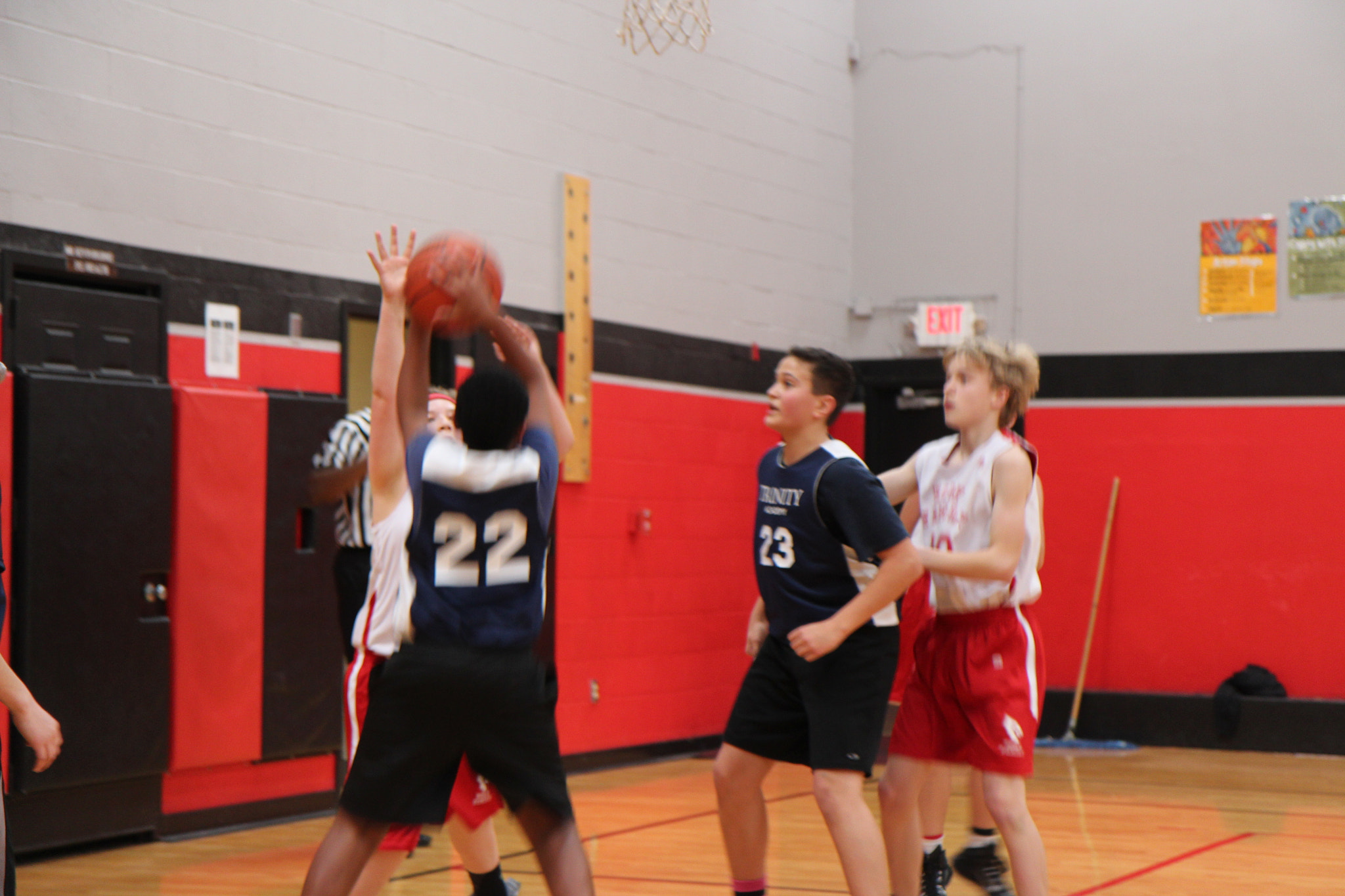 Canon EOS 650D (EOS Rebel T4i / EOS Kiss X6i) sample photo. Jr high game-feb 6 photography