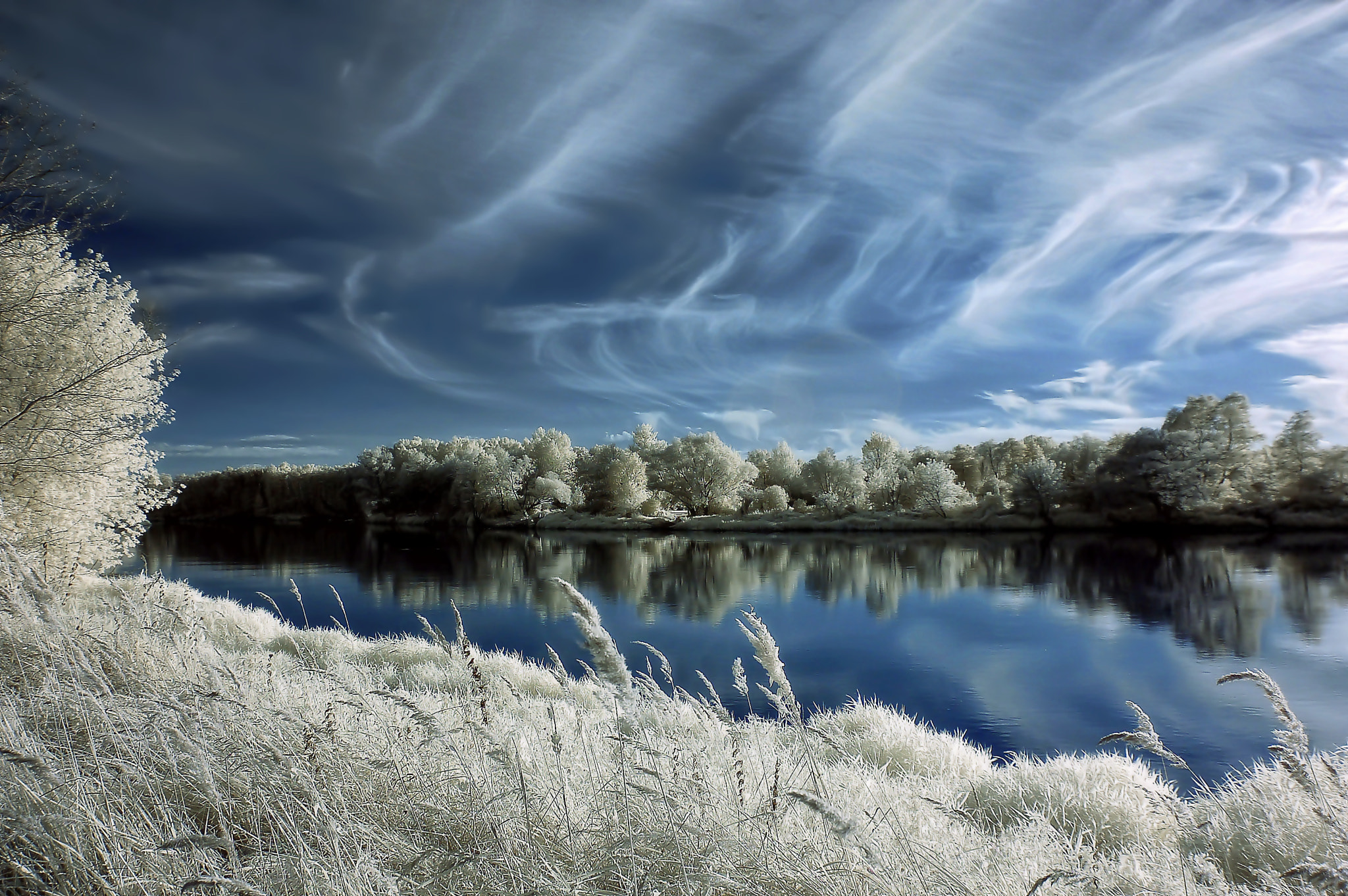 Nikon D50 sample photo. Water and sky ir photography