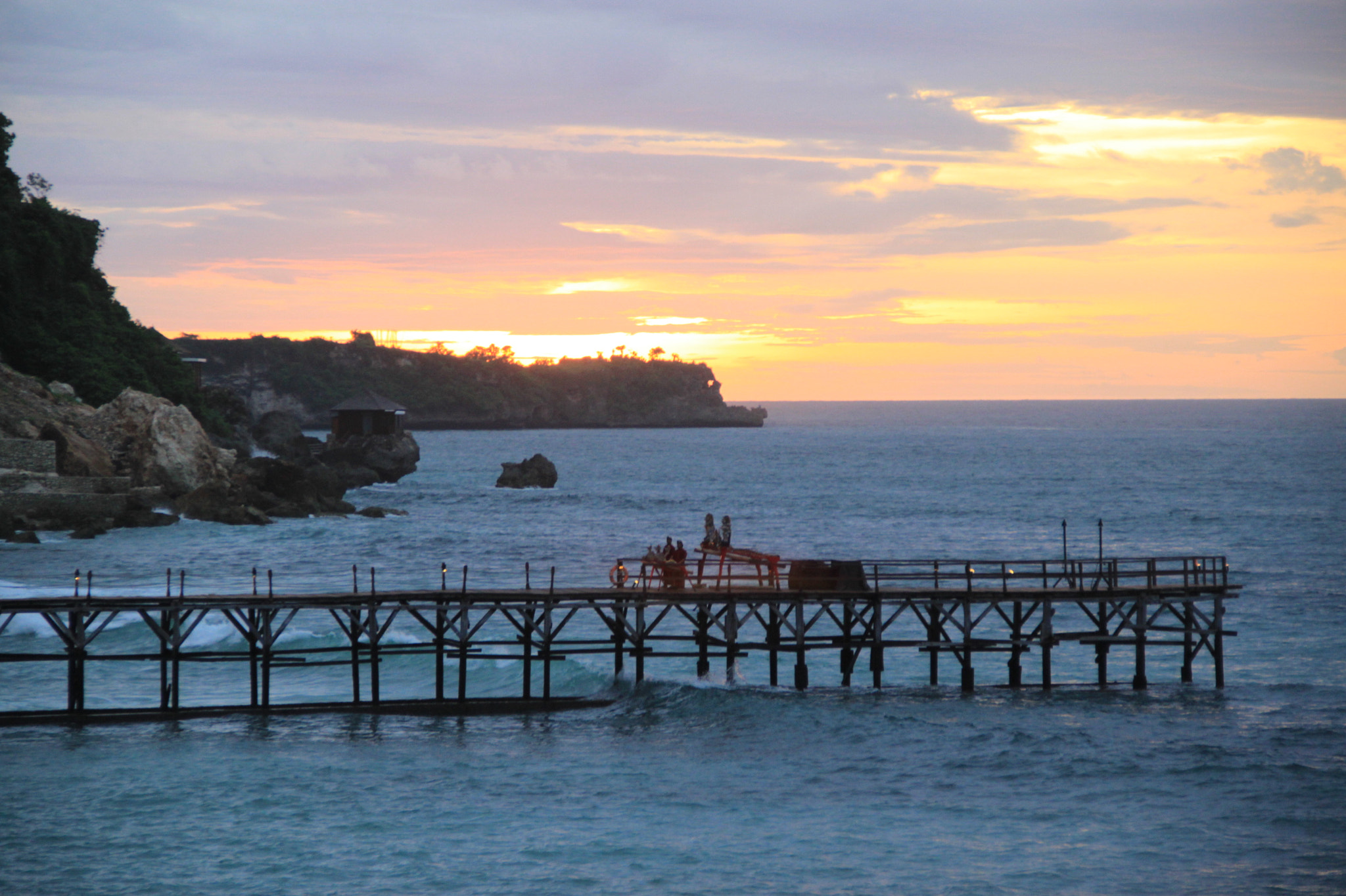 Canon EOS 500D (EOS Rebel T1i / EOS Kiss X3) sample photo. Sunset in bali photography