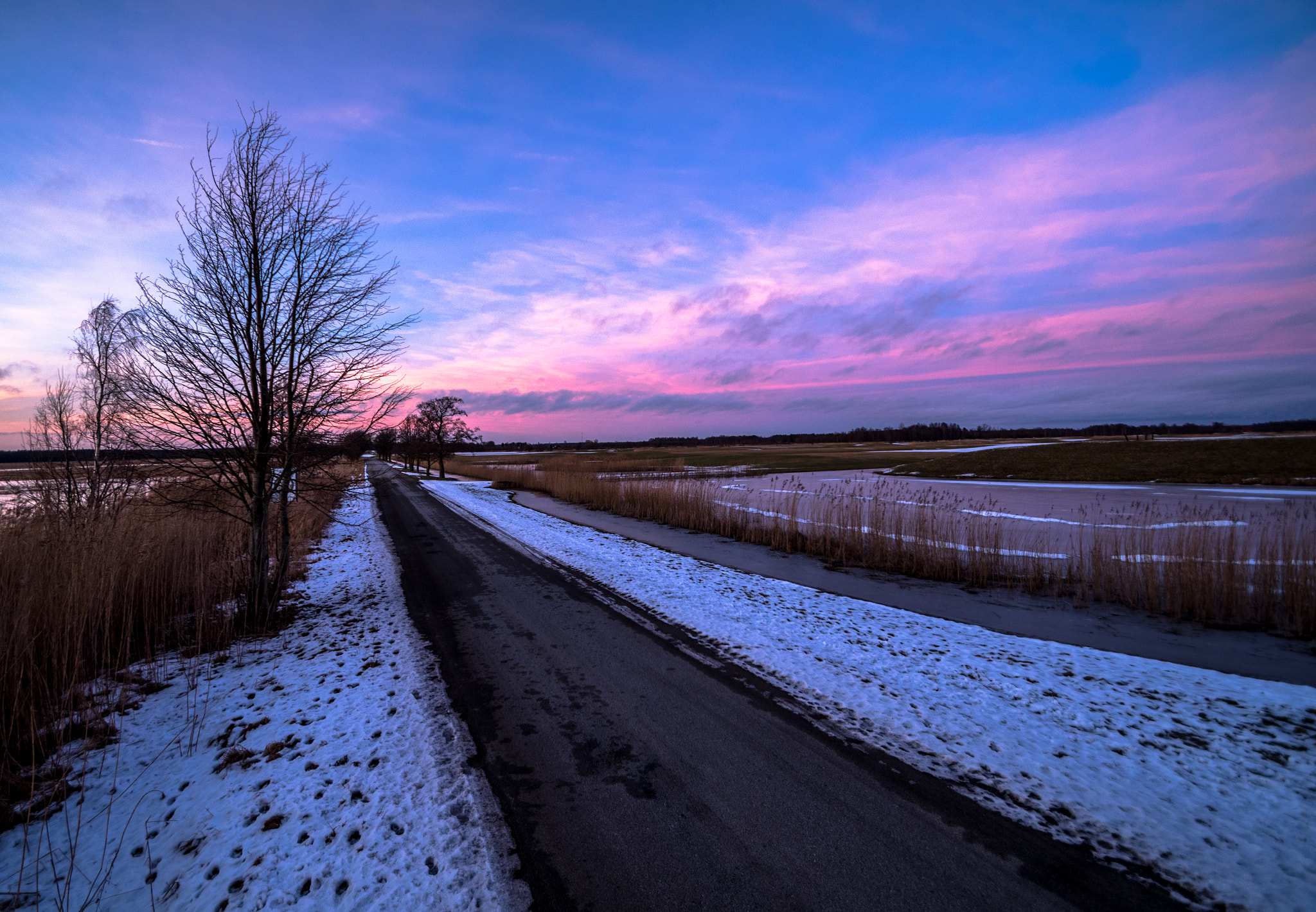Pentax K-S2 sample photo. Highway to happiness photography