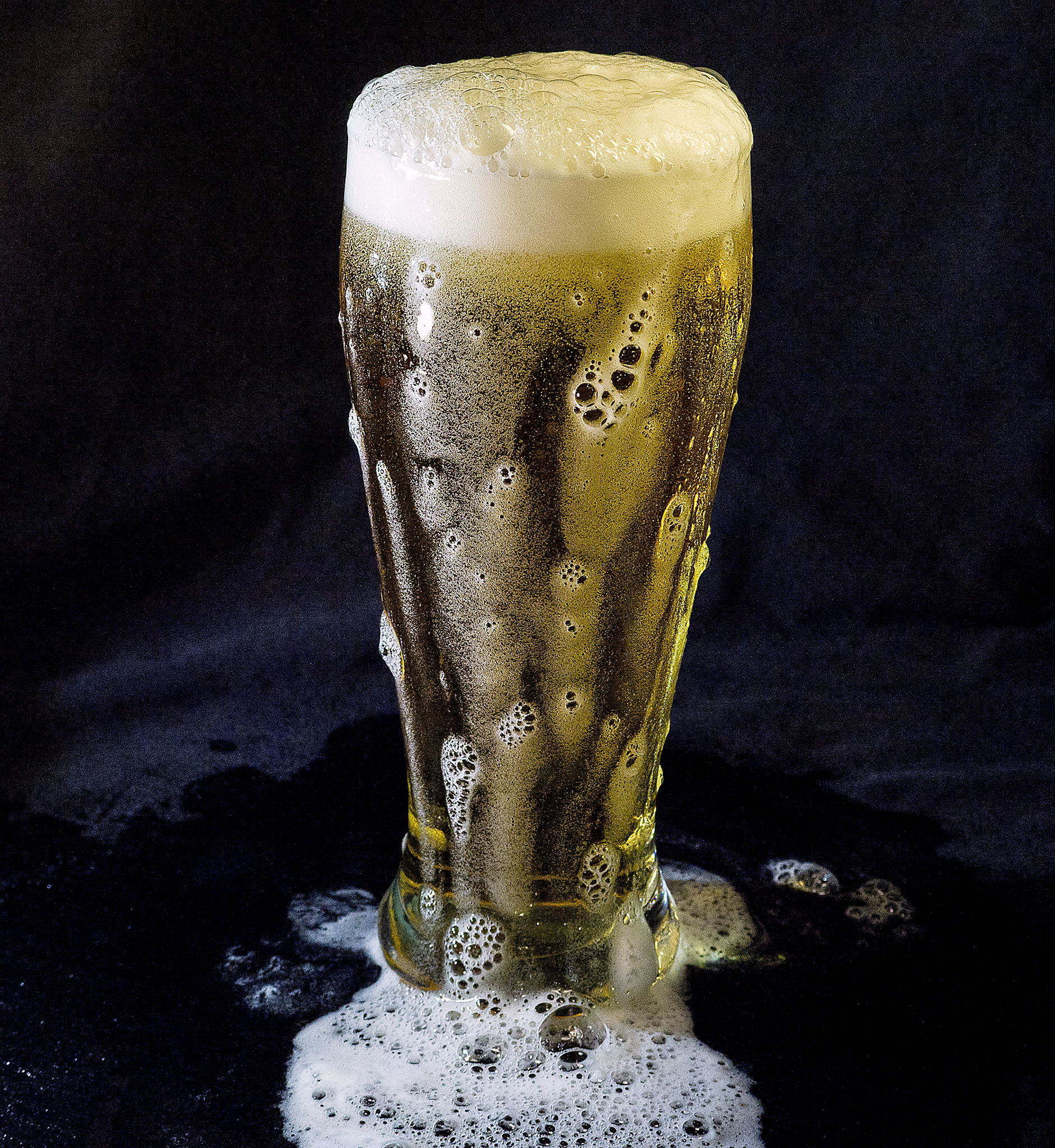 Sony SLT-A58 + Sony DT 30mm F2.8 Macro SAM sample photo. Beer.... photography