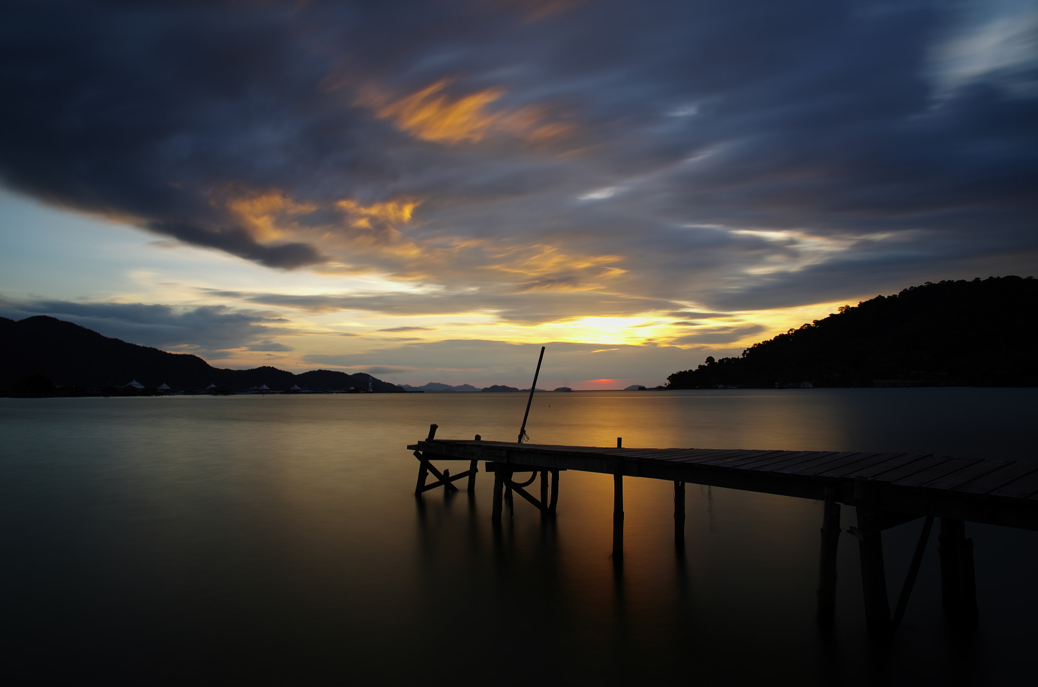 Pentax smc DA 14mm F2.8 ED (IF) sample photo. Sunrise at koh chang photography