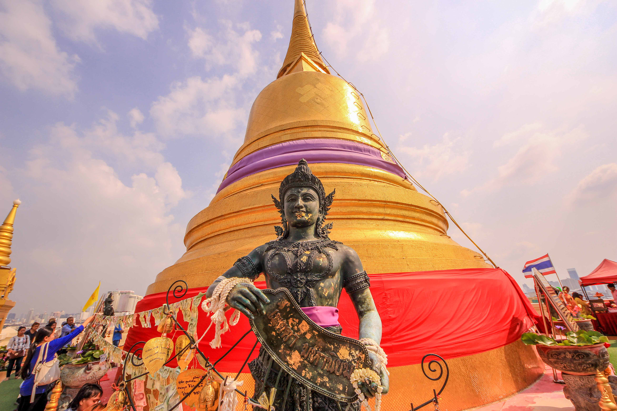 Sigma 8-16mm F4.5-5.6 DC HSM sample photo. Golden pagoda photography