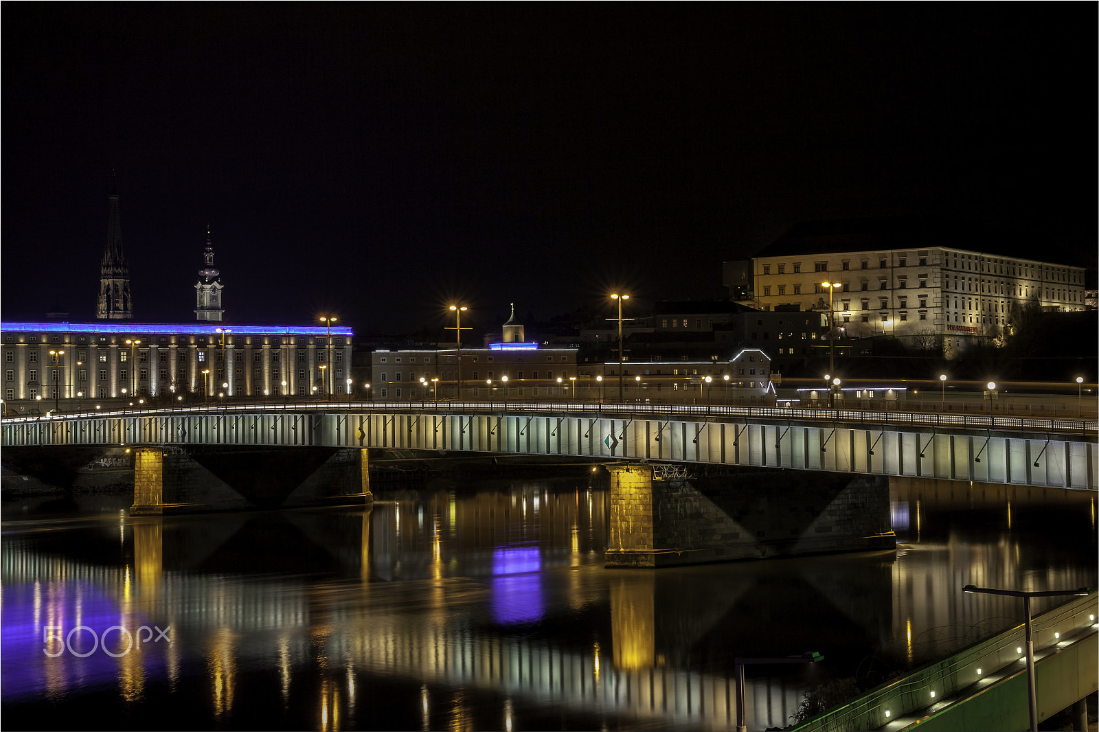 Sigma 24-105mm f/4 DG OS HSM | A sample photo. Nlbelungenbrücke linz photography