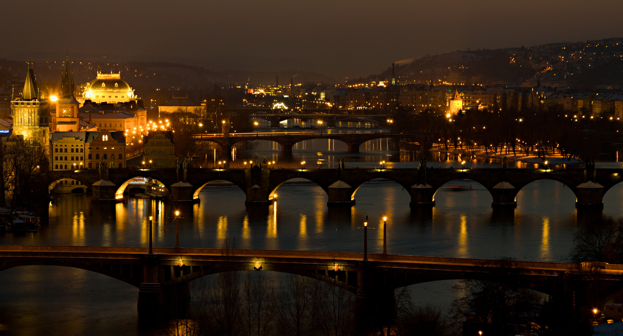 Nikon D5100 + 18.00 - 105.00 mm f/3.5 - 5.6 sample photo. Prague bridges photography
