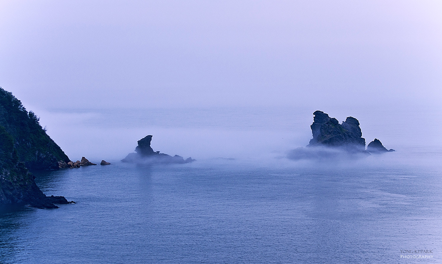 Pentax K-5 sample photo. Meditation in the morning sea fog photography