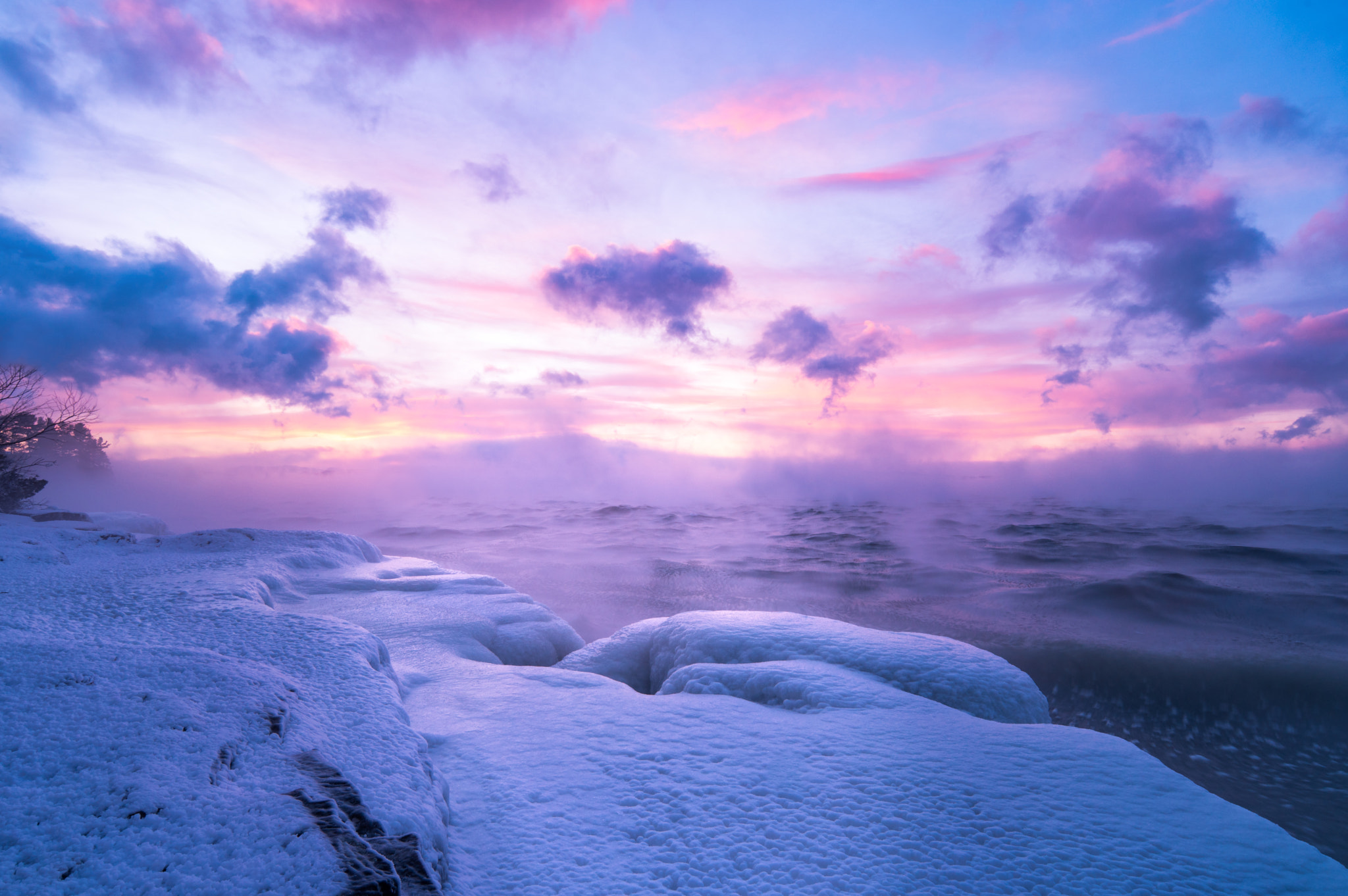 Samsung NX1 + Samsung NX 12-24mm F4-5.6 ED sample photo. Winter sunset on lake champlain photography