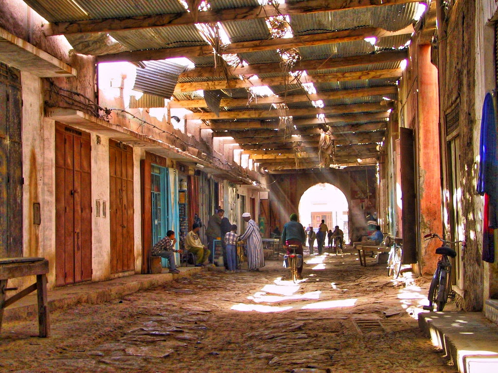 Canon POWERSHOT G1 sample photo. Morocco shops photography